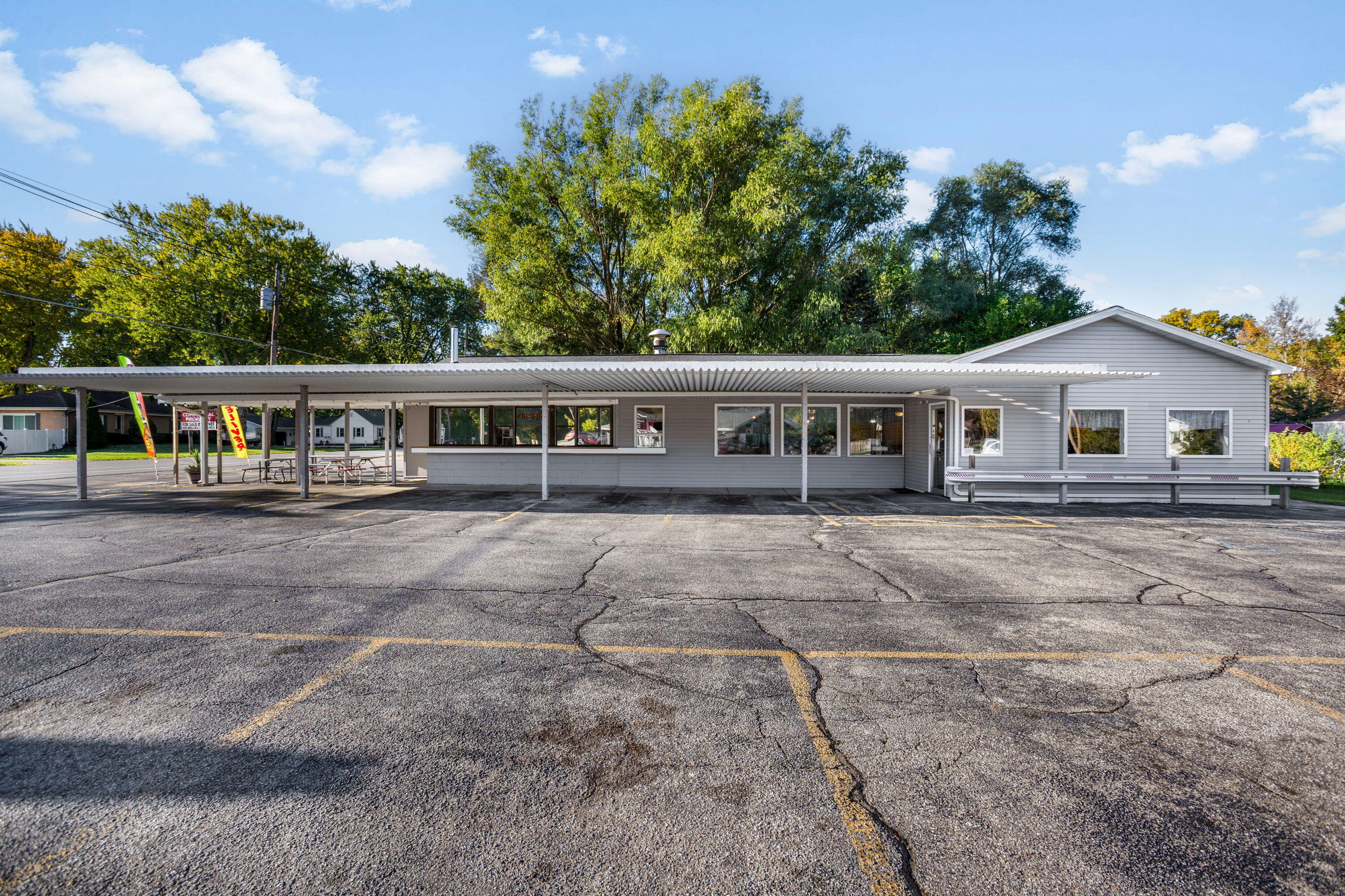 5036 Paw Paw Lake Road Coloma Charter Township MI 49038