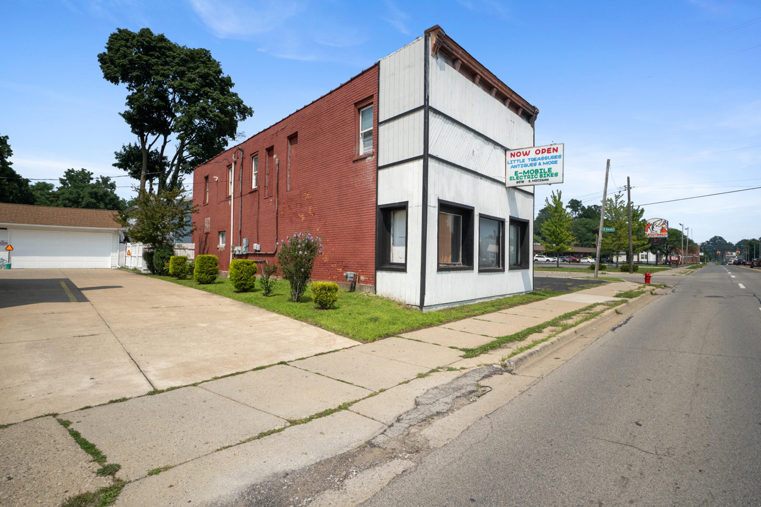 2016 E Michigan Avenue Jackson City MI 49202