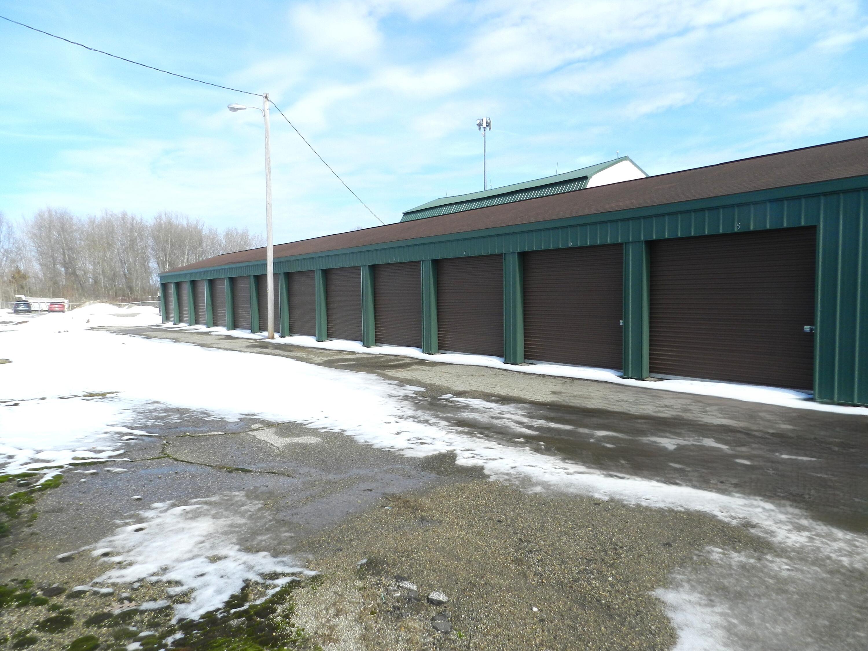 67734 M-152 Keeler Township MI 49047