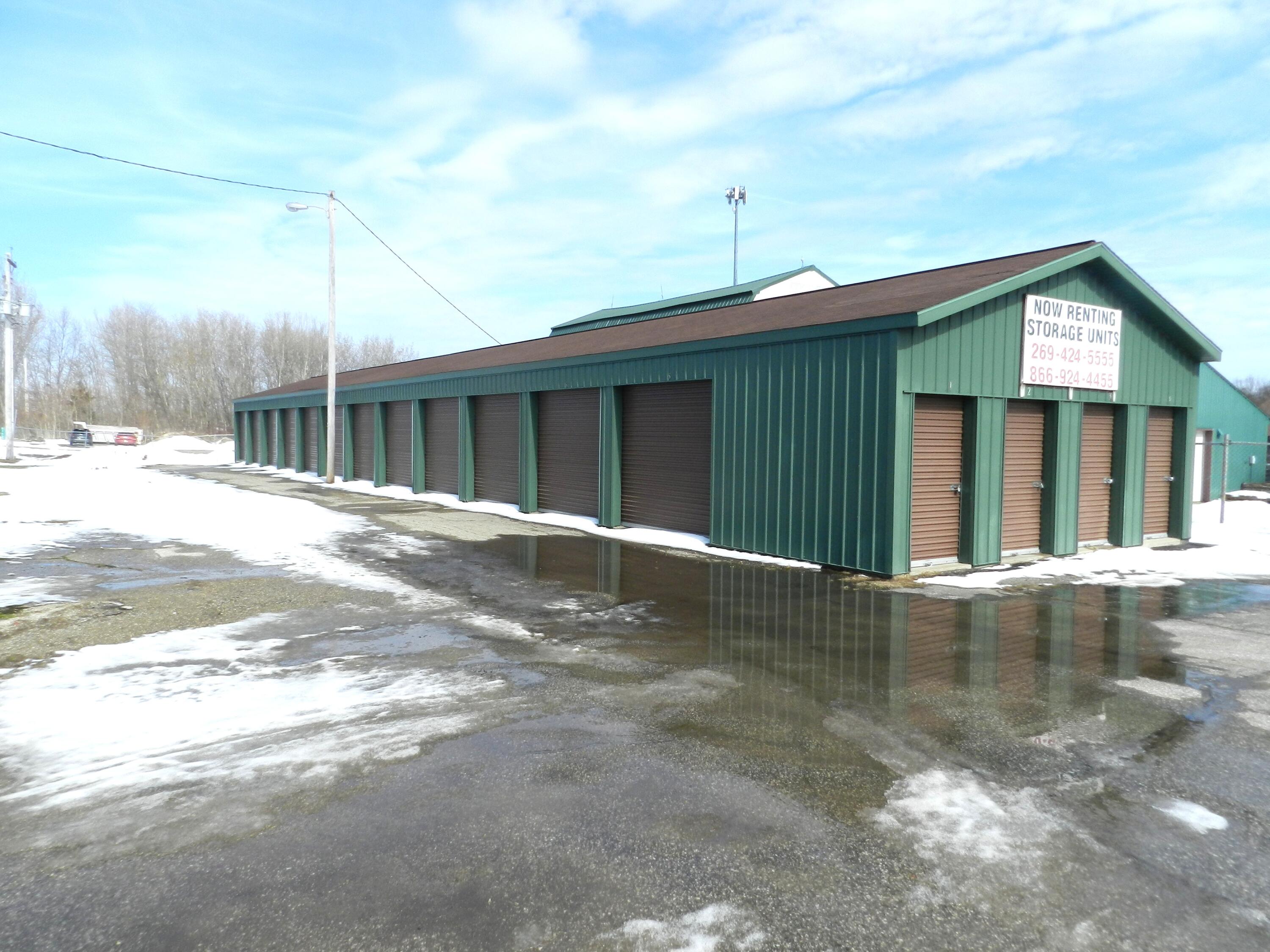 67734 M-152 Keeler Township MI 49047