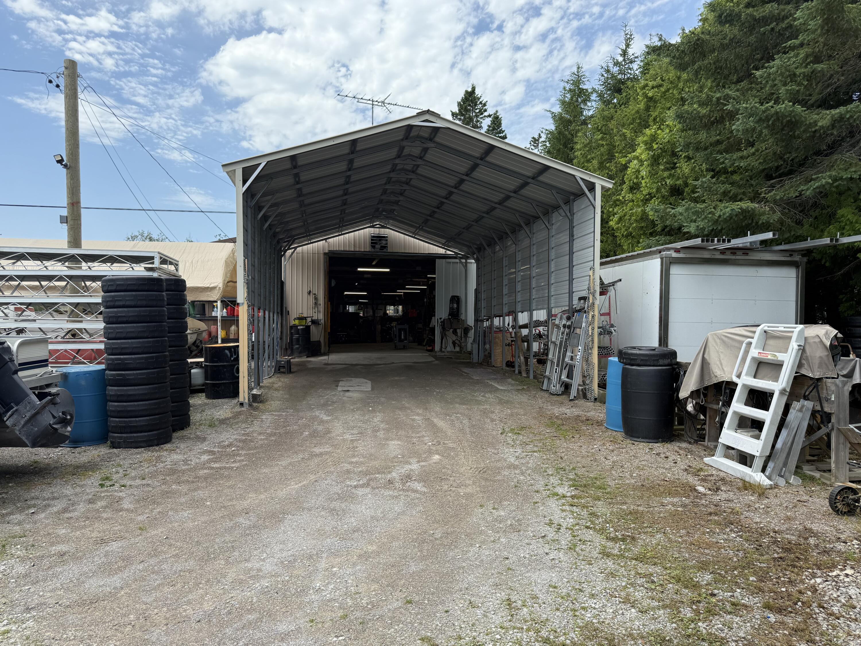 15279 Us-23 S Krakow Township MI 49777