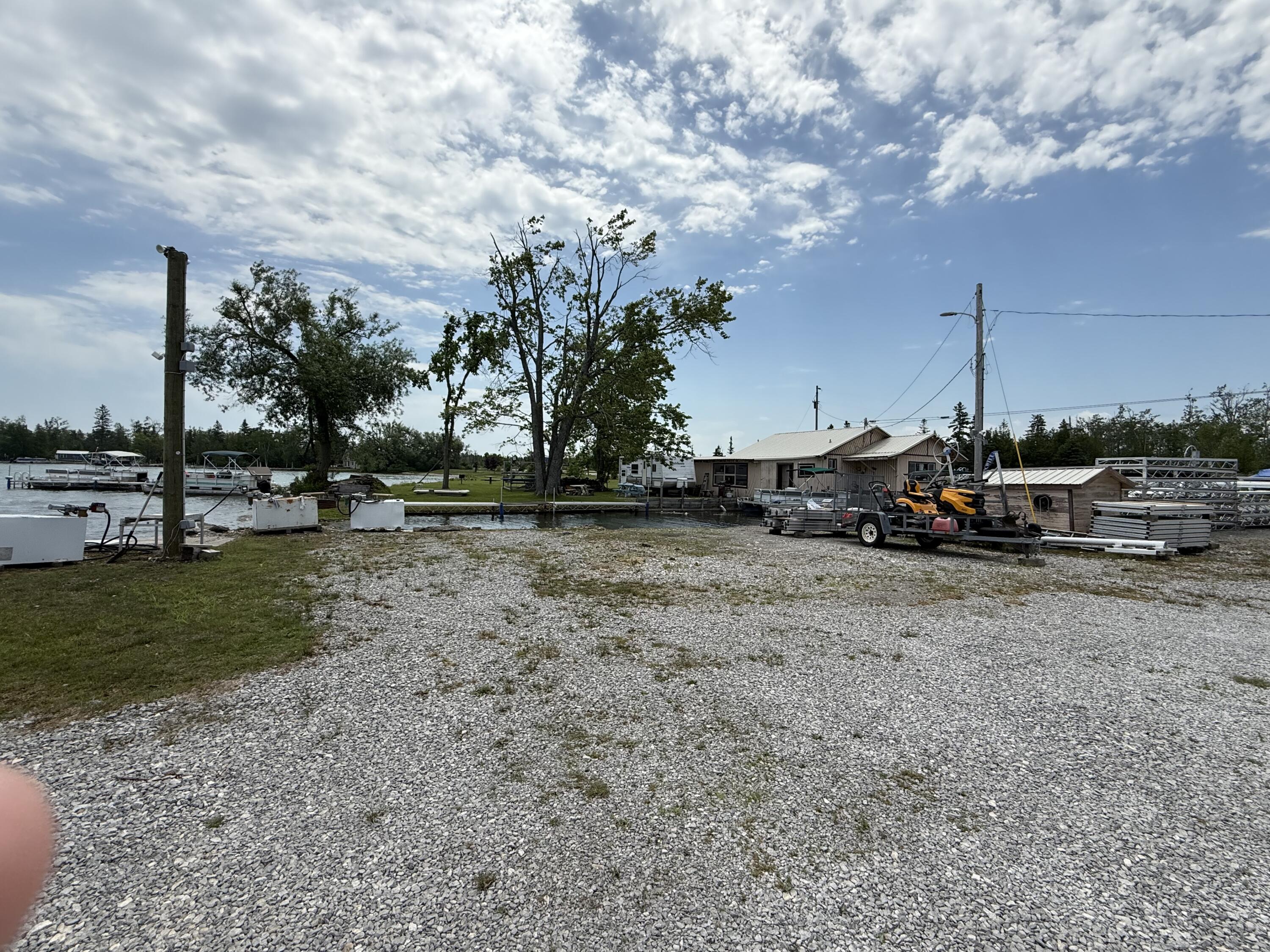 15279 Us-23 S Krakow Township MI 49777