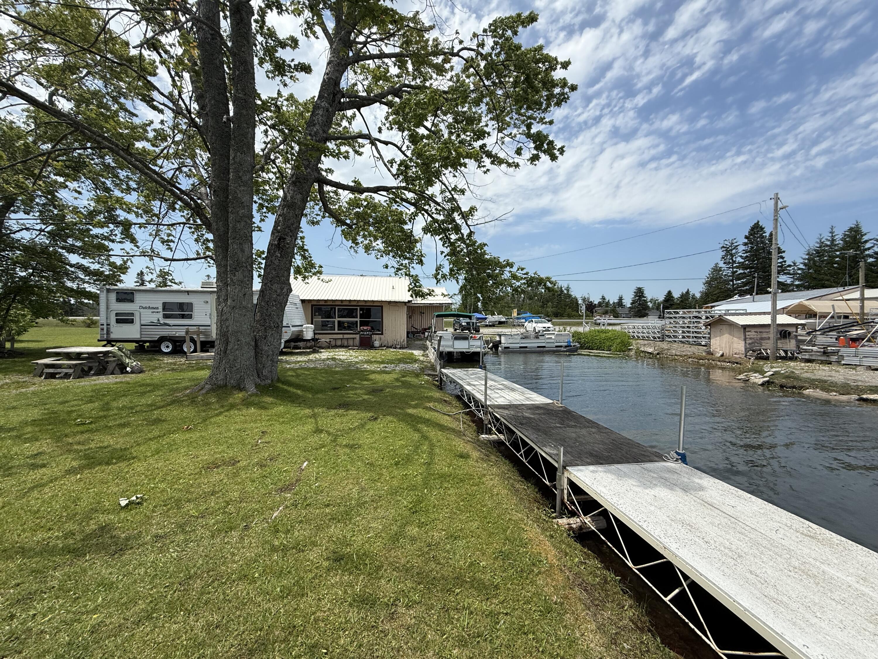 15279 Us-23 S Krakow Township MI 49777