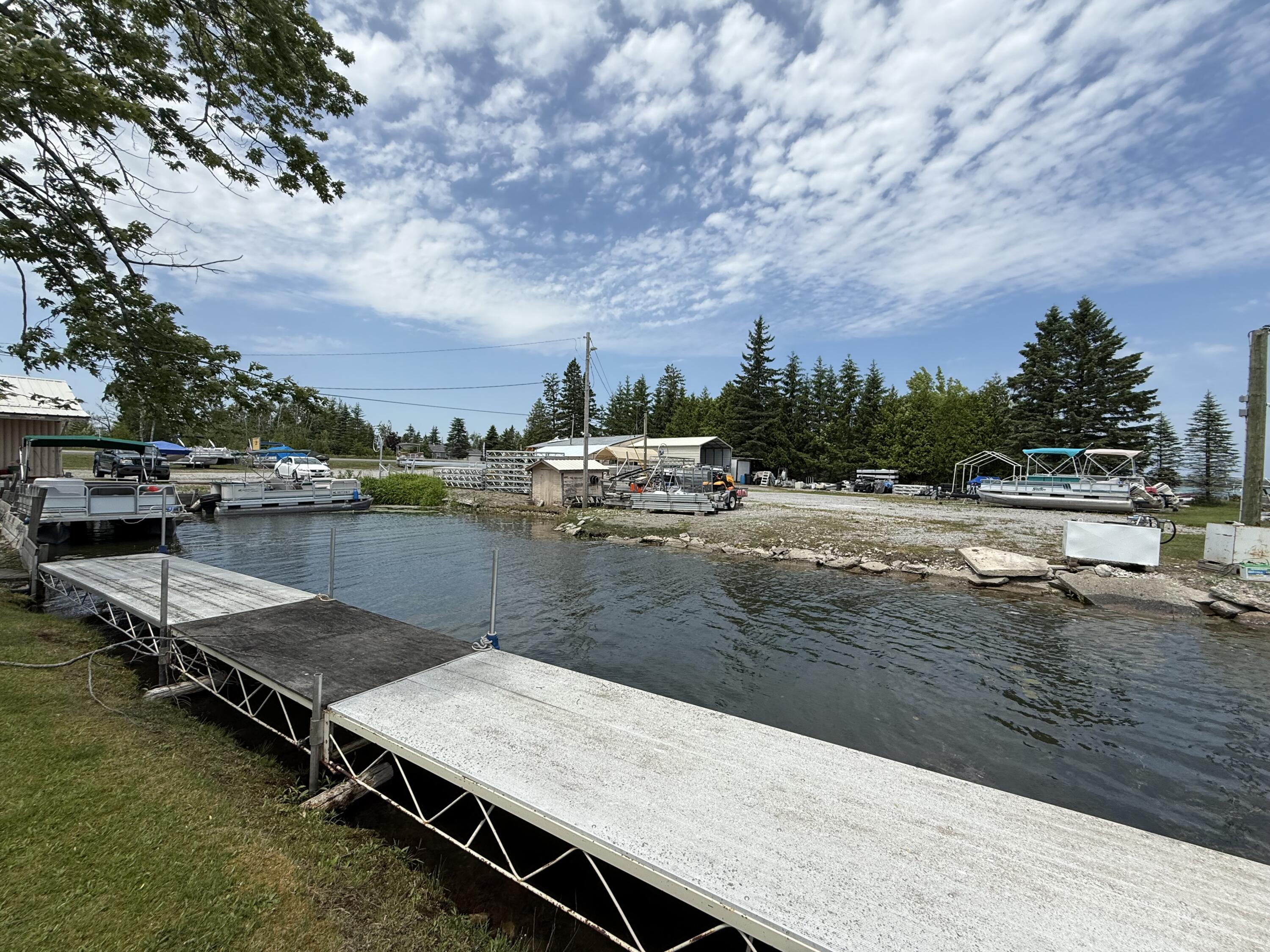 15279 Us-23 S Krakow Township MI 49777