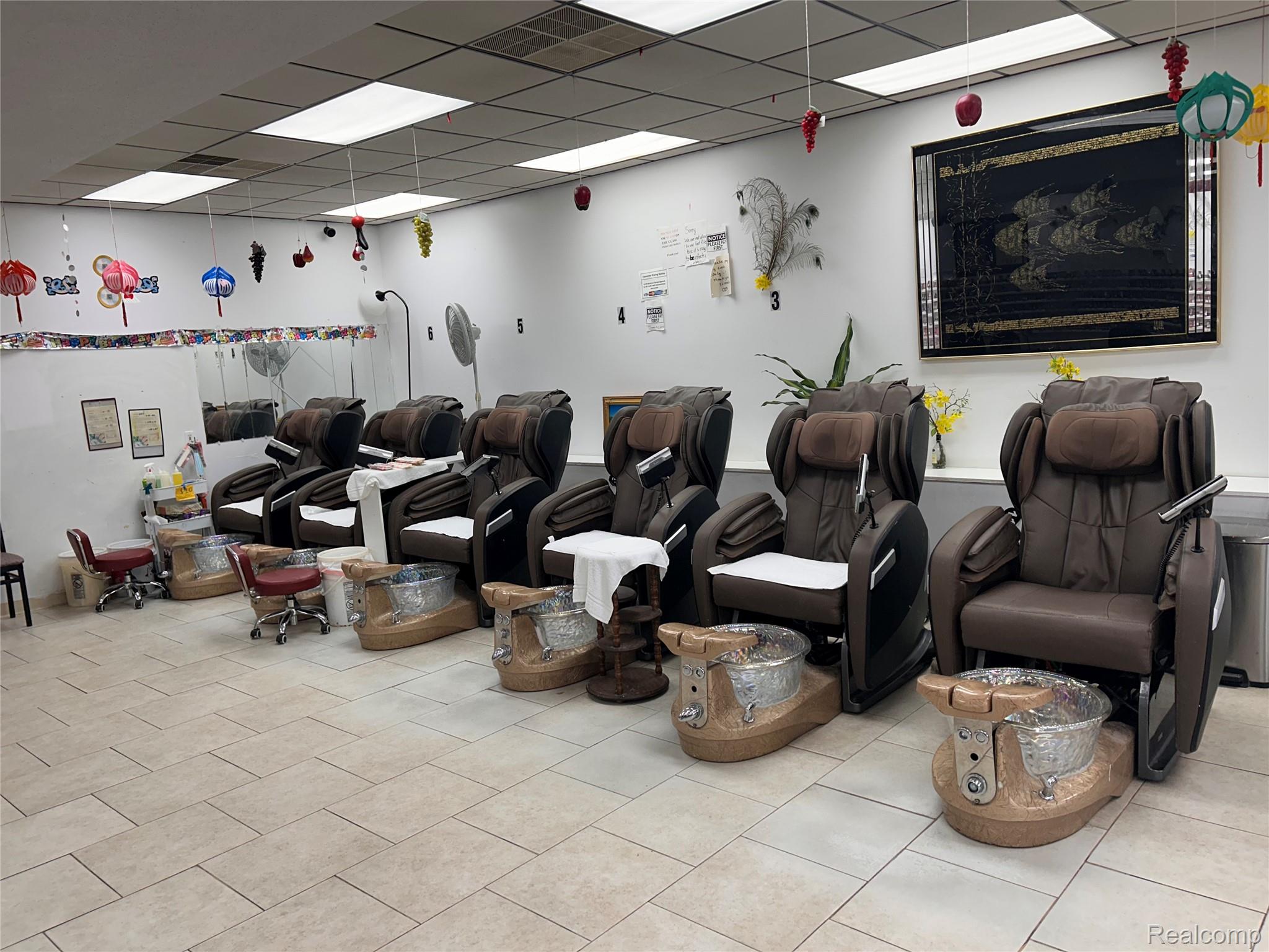 18240 W 7 Mile Road Detroit City MI 48219