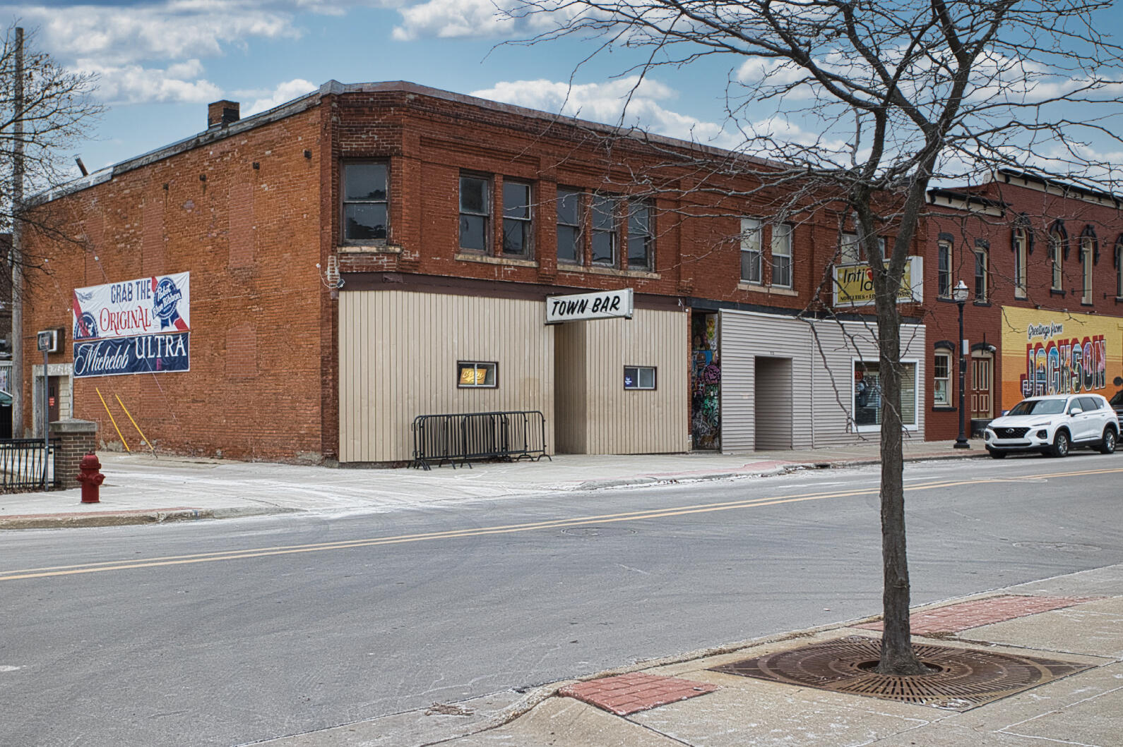 121 E Cortland Street Jackson City MI 49201