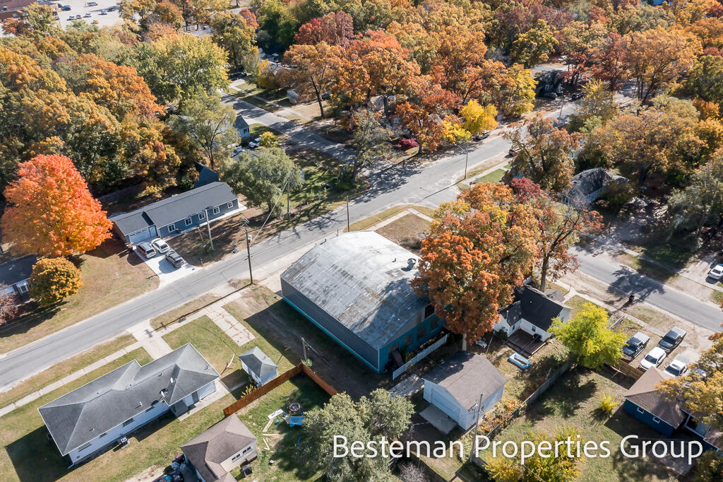 1099 Gordon Street Muskegon Charter Township MI 49442