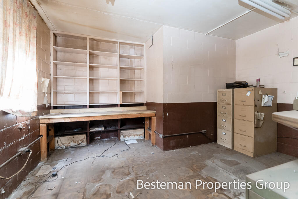 1099 Gordon Street Muskegon Charter Township MI 49442