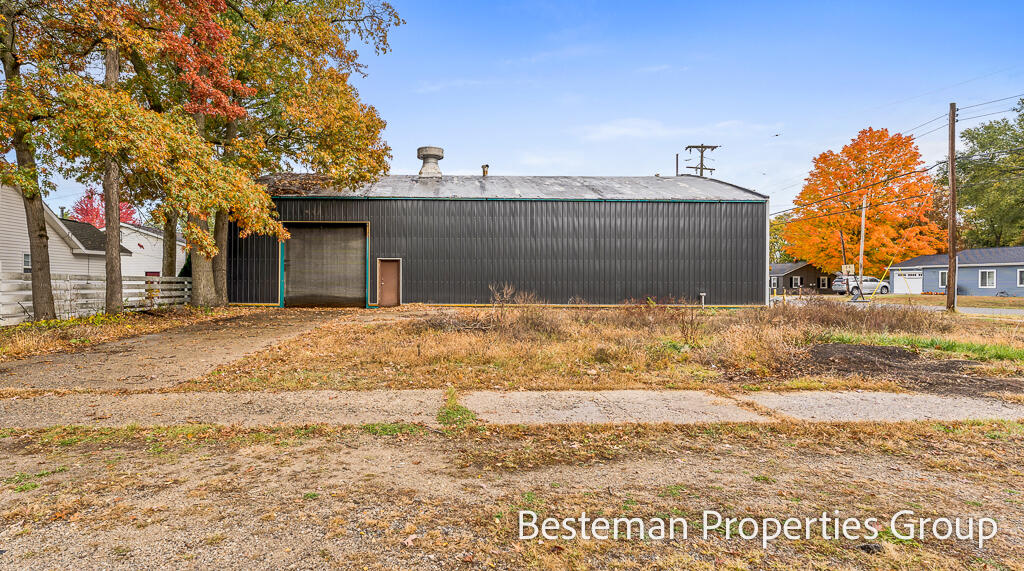 1099 Gordon Street Muskegon Charter Township MI 49442
