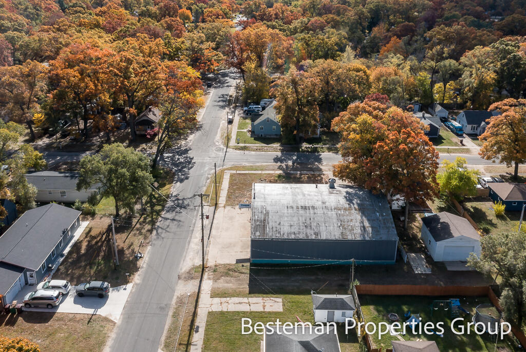 1099 Gordon Street Muskegon Charter Township MI 49442
