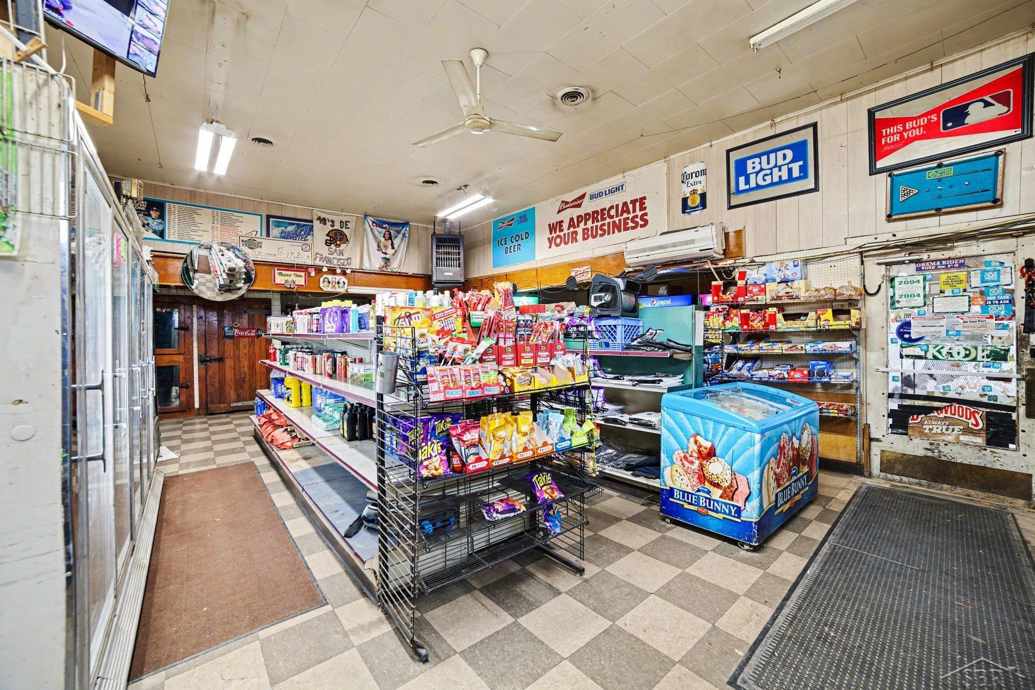1215 Throop Street Saginaw City MI 48602