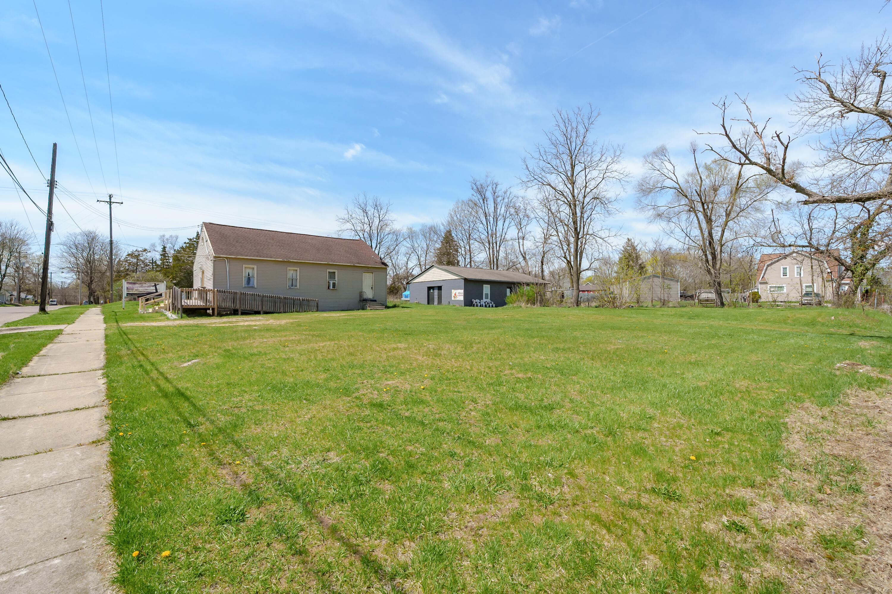 156 Roseneath Avenue Battle Creek City MI 49017