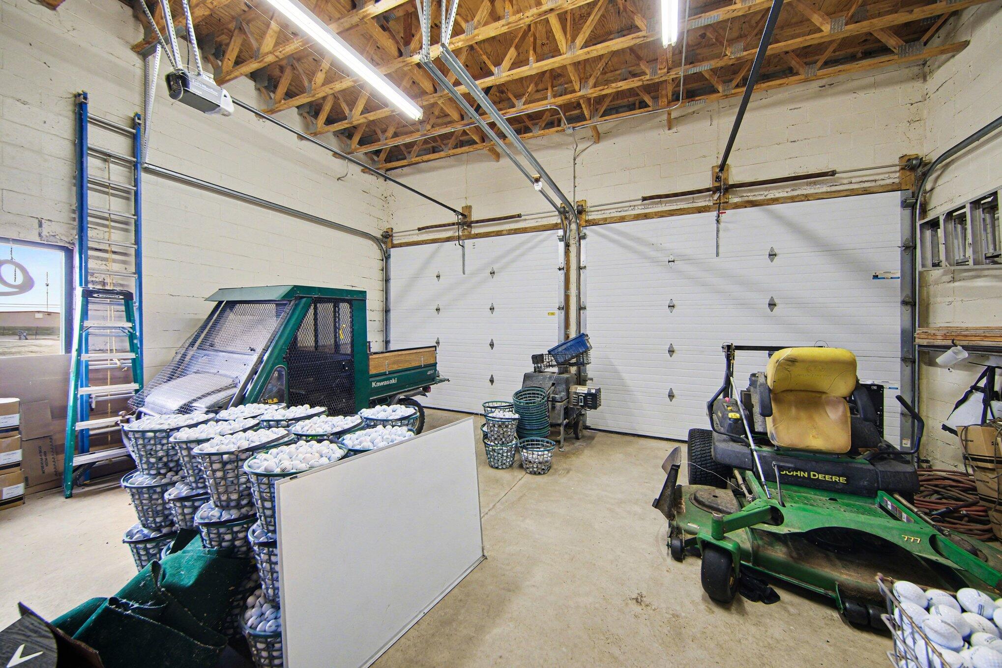 2735 S Zeeb Road Lodi Township MI 48103