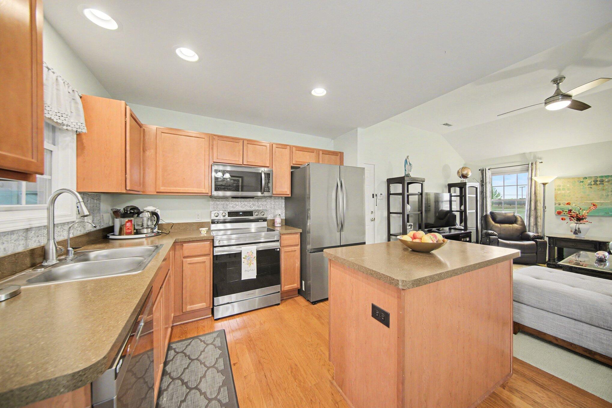 2735 S Zeeb Road Lodi Township MI 48103