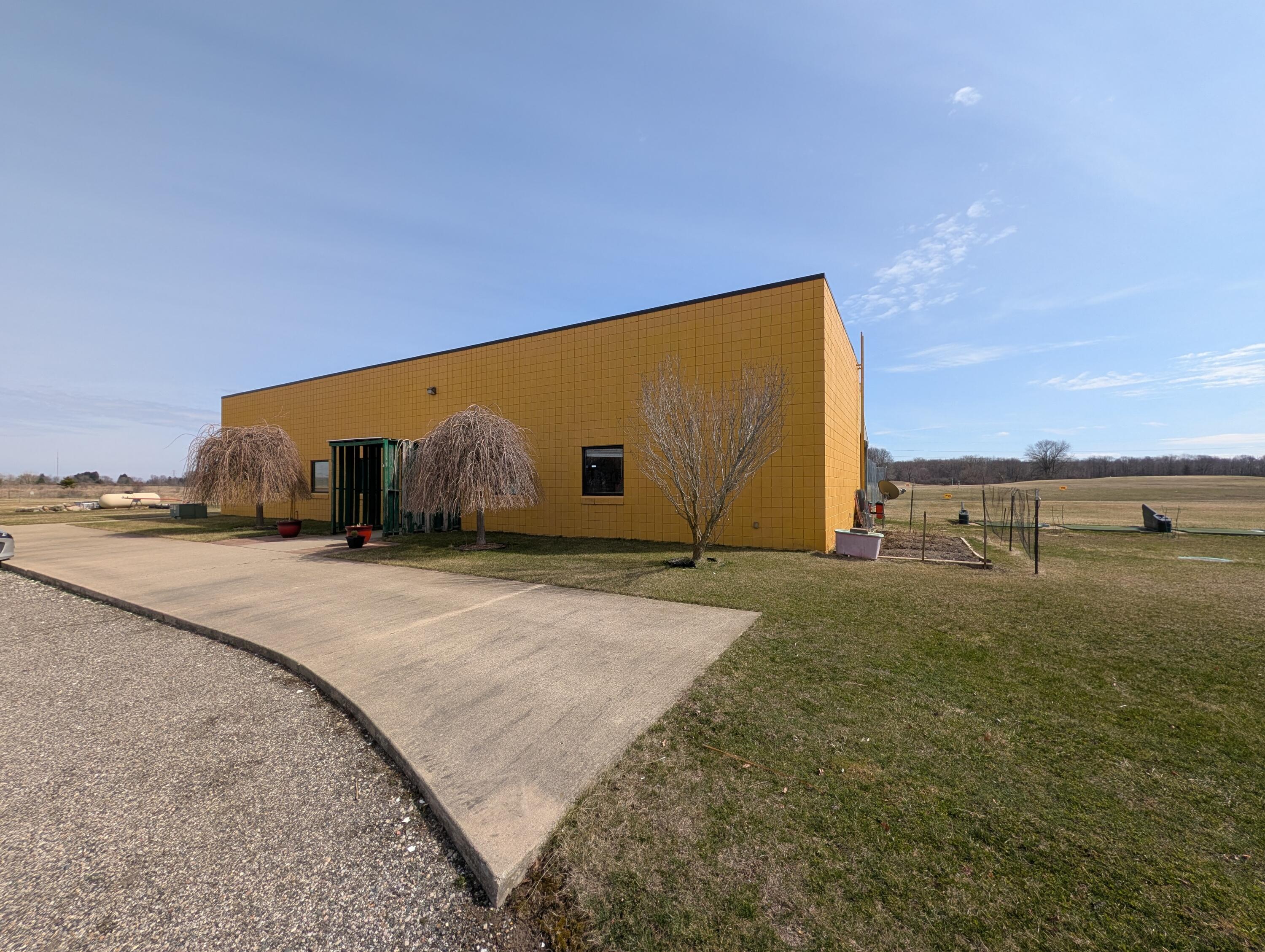2735 S Zeeb Road Lodi Township MI 48103