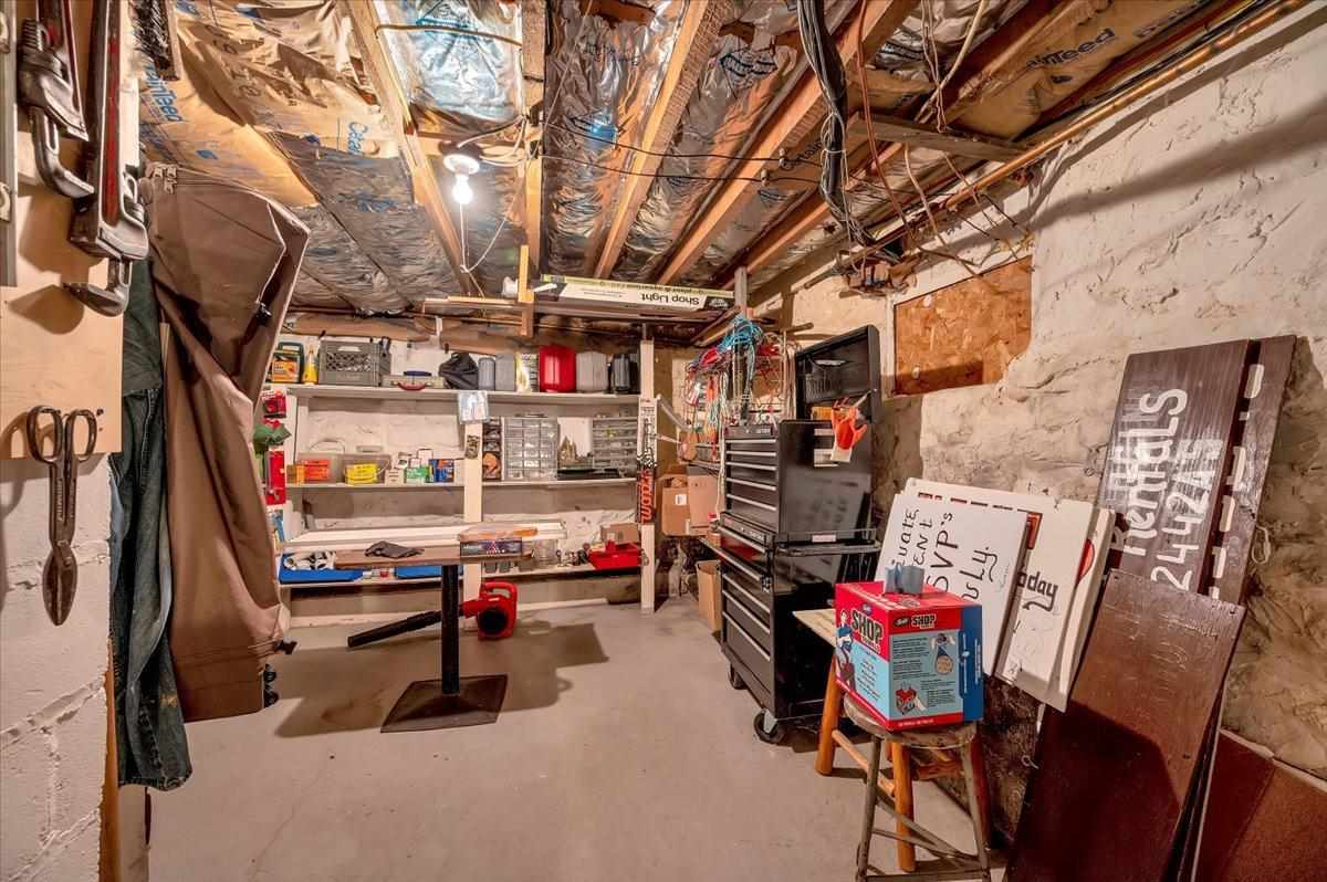 814 Kenyon Road Hill Township MI 48635