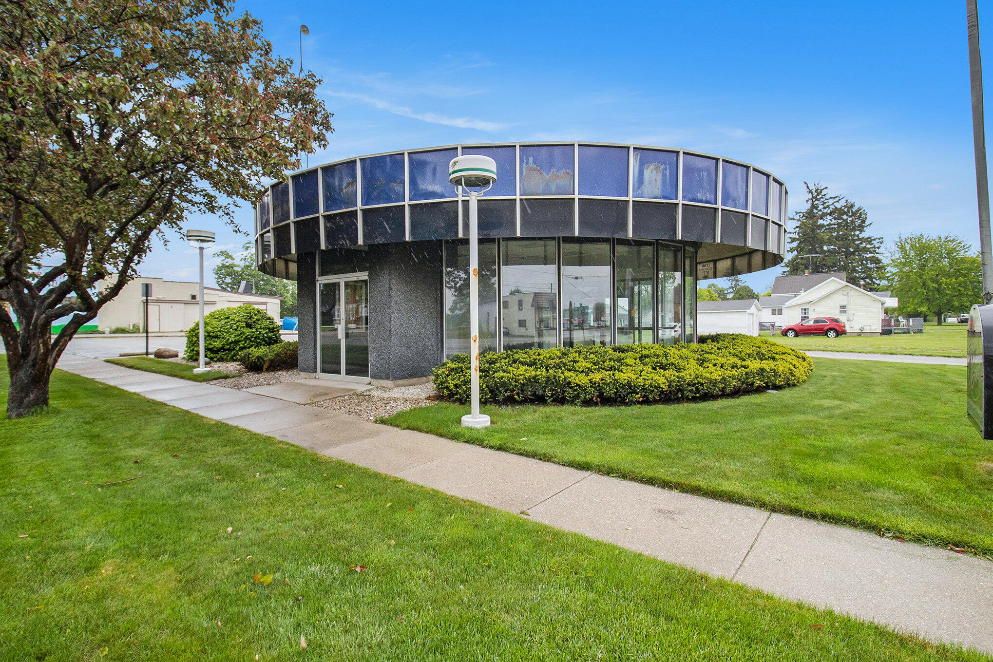 2351 E Us 10 Custer Village MI 49405