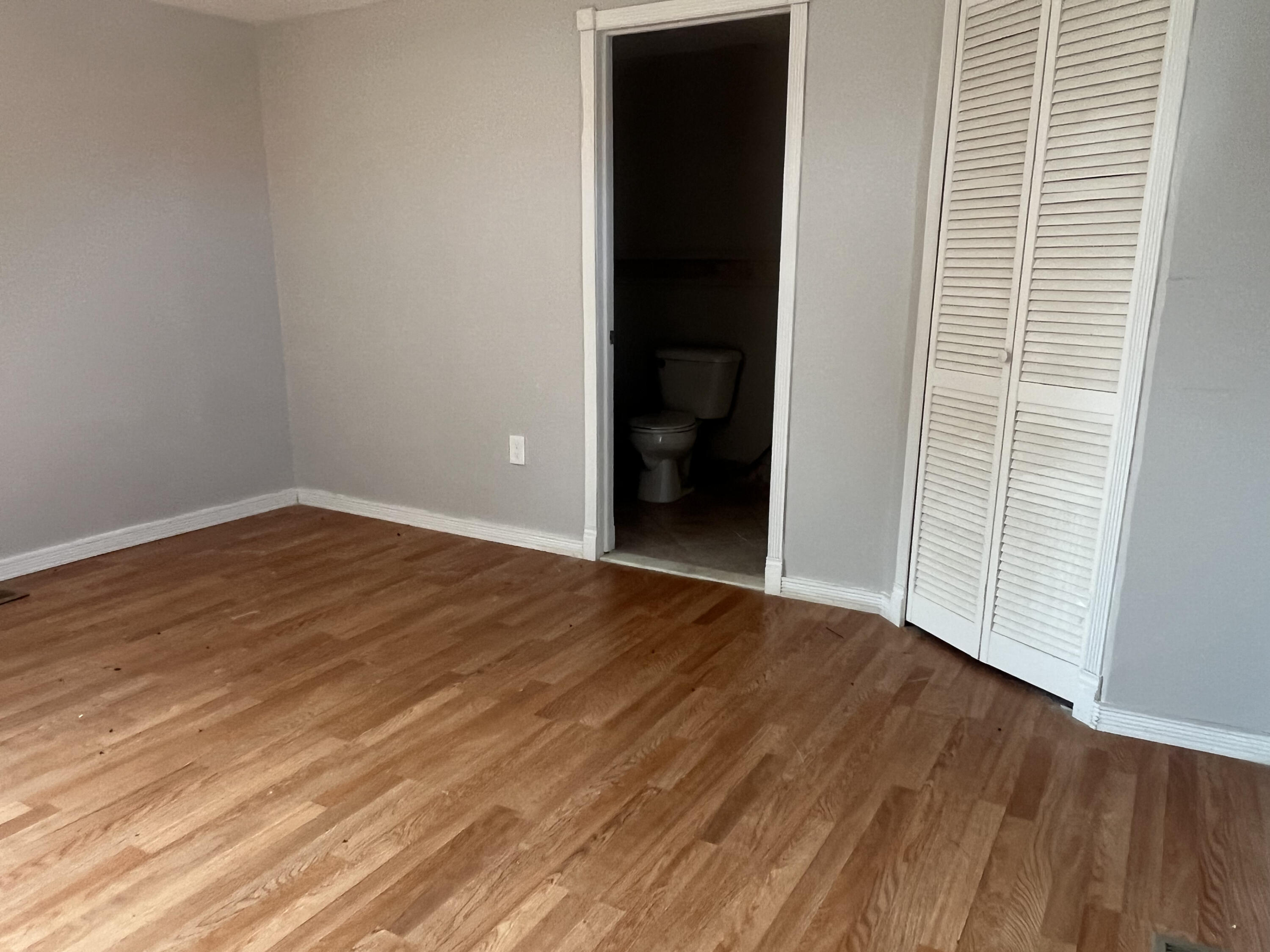 28905 Utica Road S Roseville City MI 48066