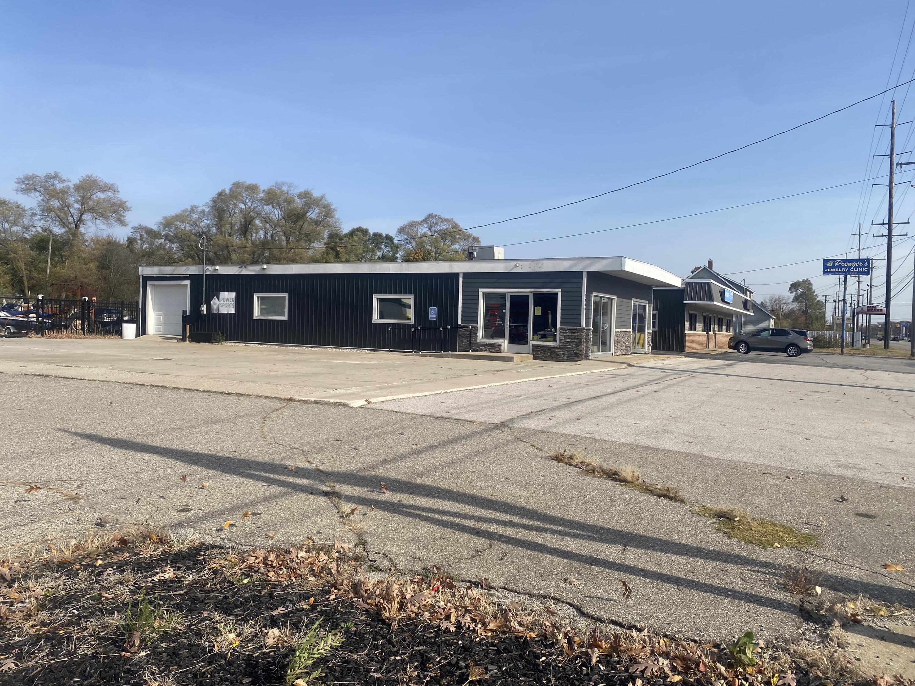 2256 E Apple Avenue Muskegon Charter Township MI 49442