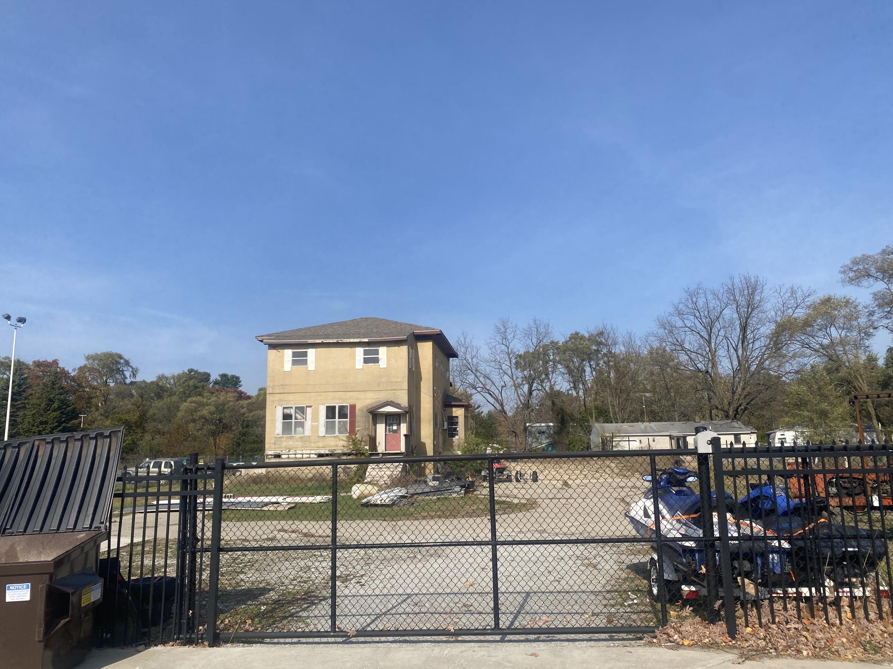 2256 E Apple Avenue Muskegon Charter Township MI 49442