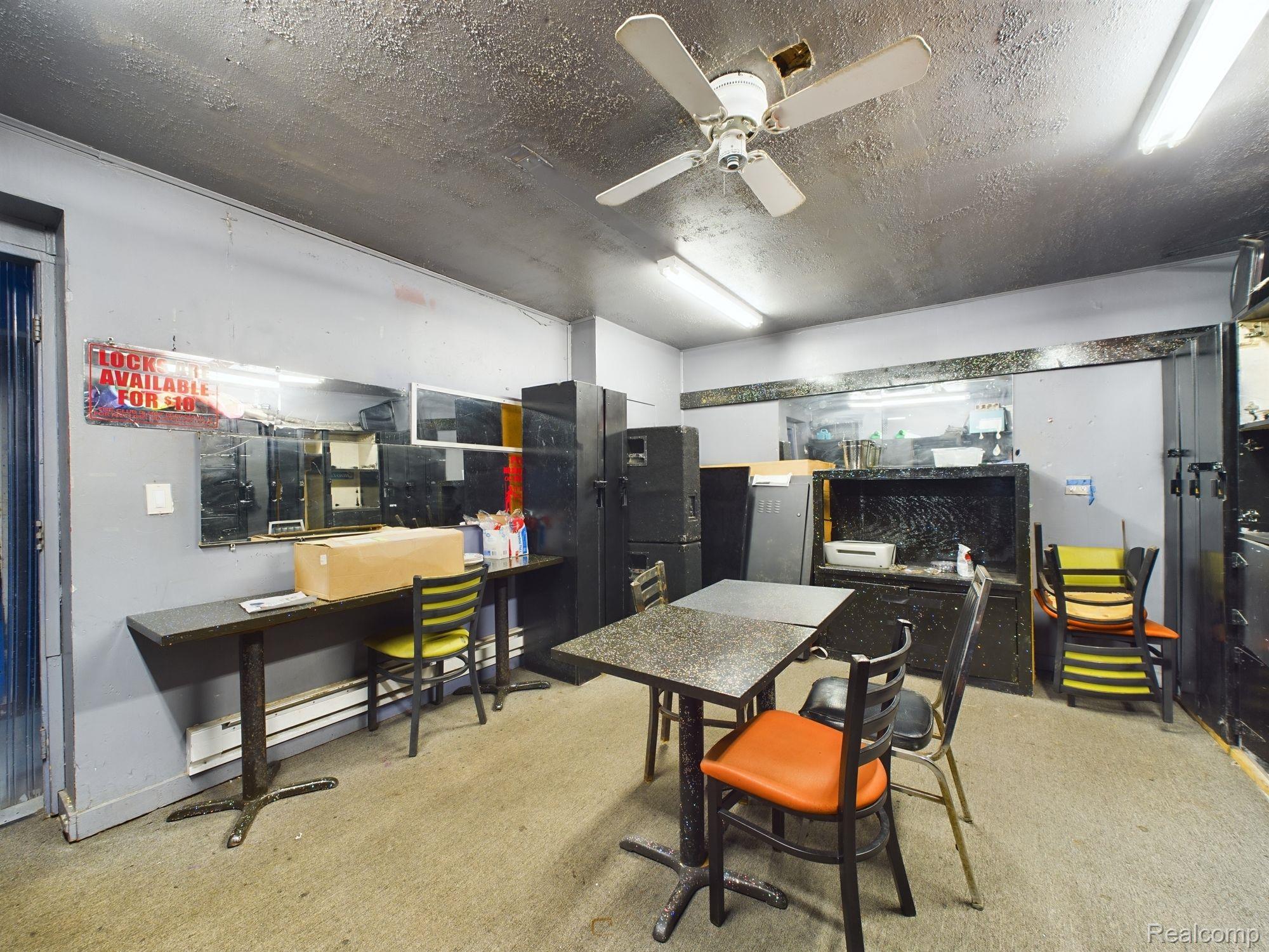 1714 S Saginaw Street Flint City MI 48503
