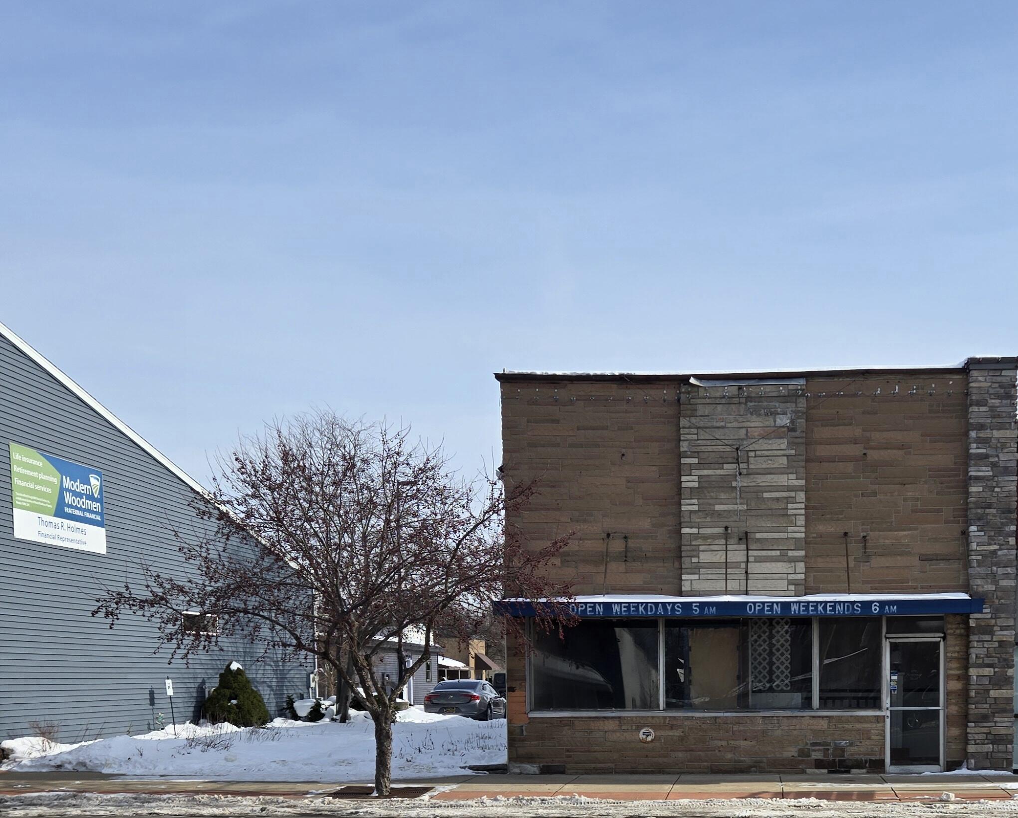 127 S Main Street Plainwell City MI 49080