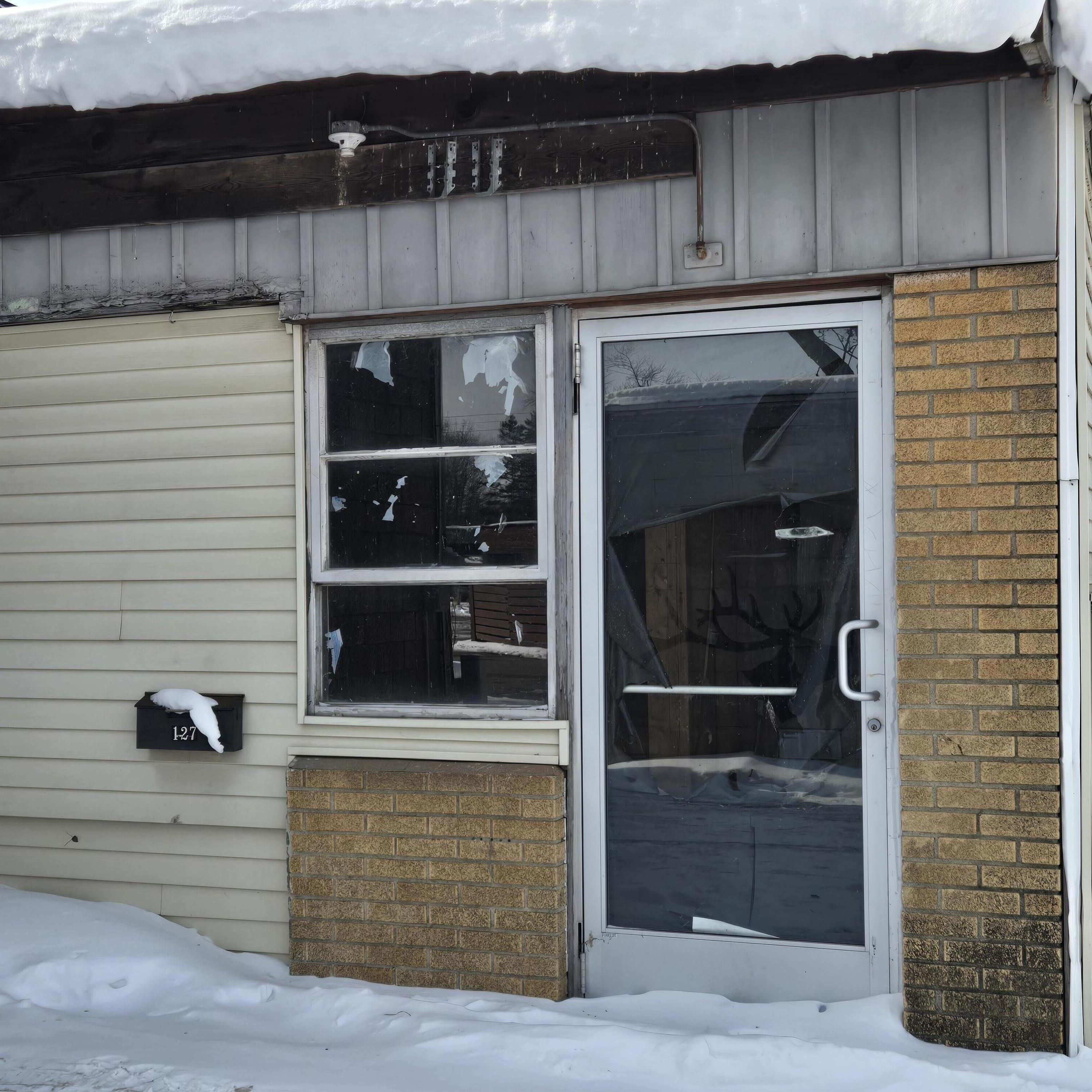 127 S Main Street Plainwell City MI 49080