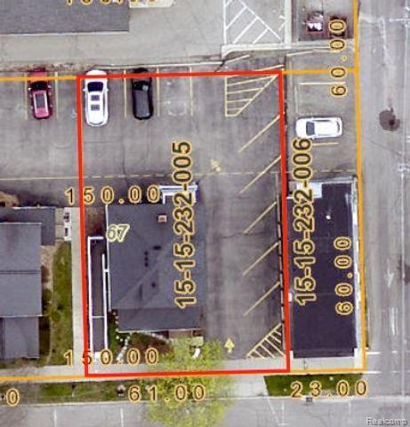 118 W 3rd Street Rochester City MI 48307