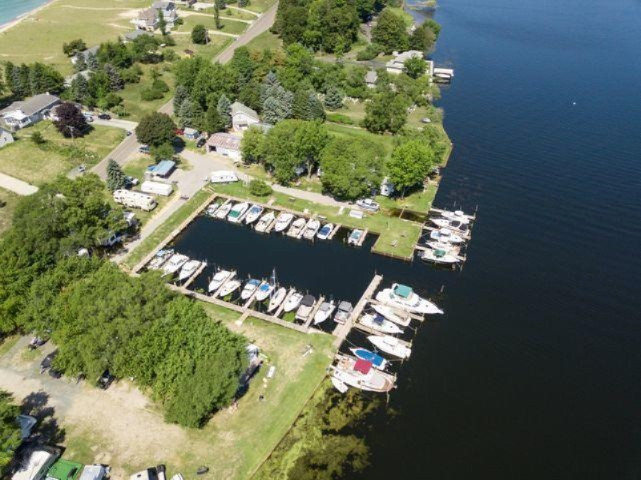 846 S Lakeshore Drive Pere Marquette Charter Township MI 49431