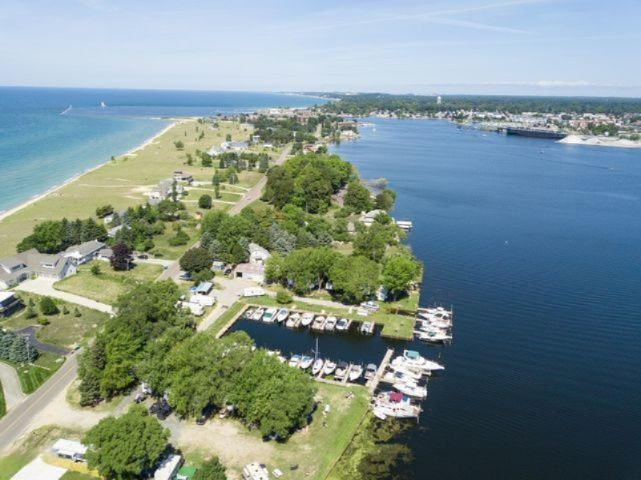 846 S Lakeshore Drive Pere Marquette Charter Township MI 49431