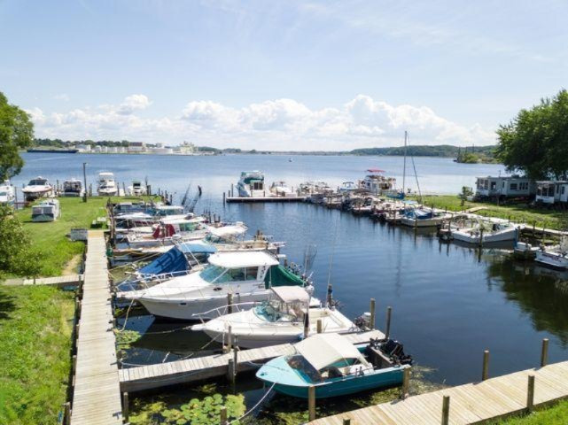 846 S Lakeshore Drive Pere Marquette Charter Township MI 49431