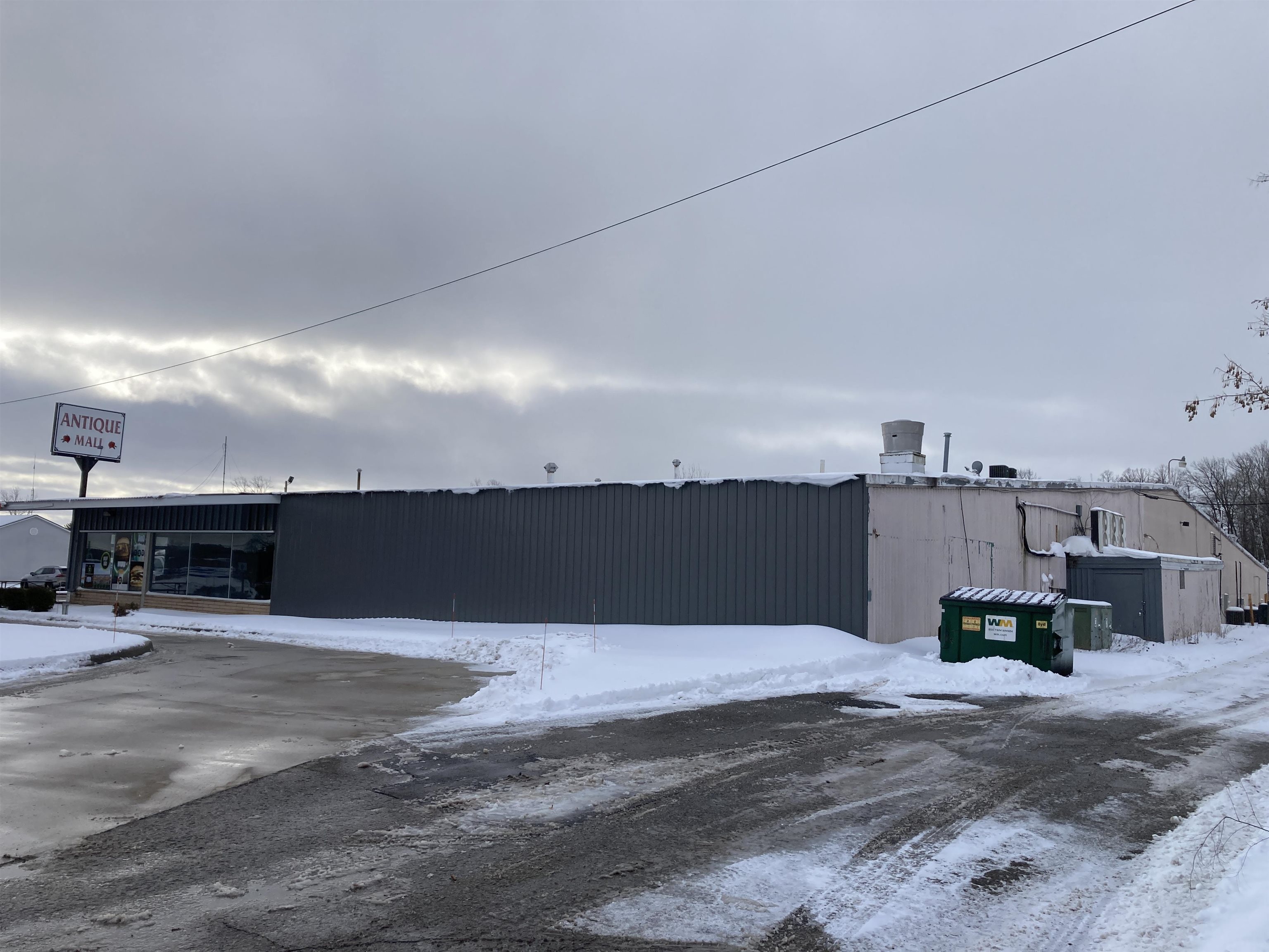 2761 N M-33 Cumming Township MI 48654