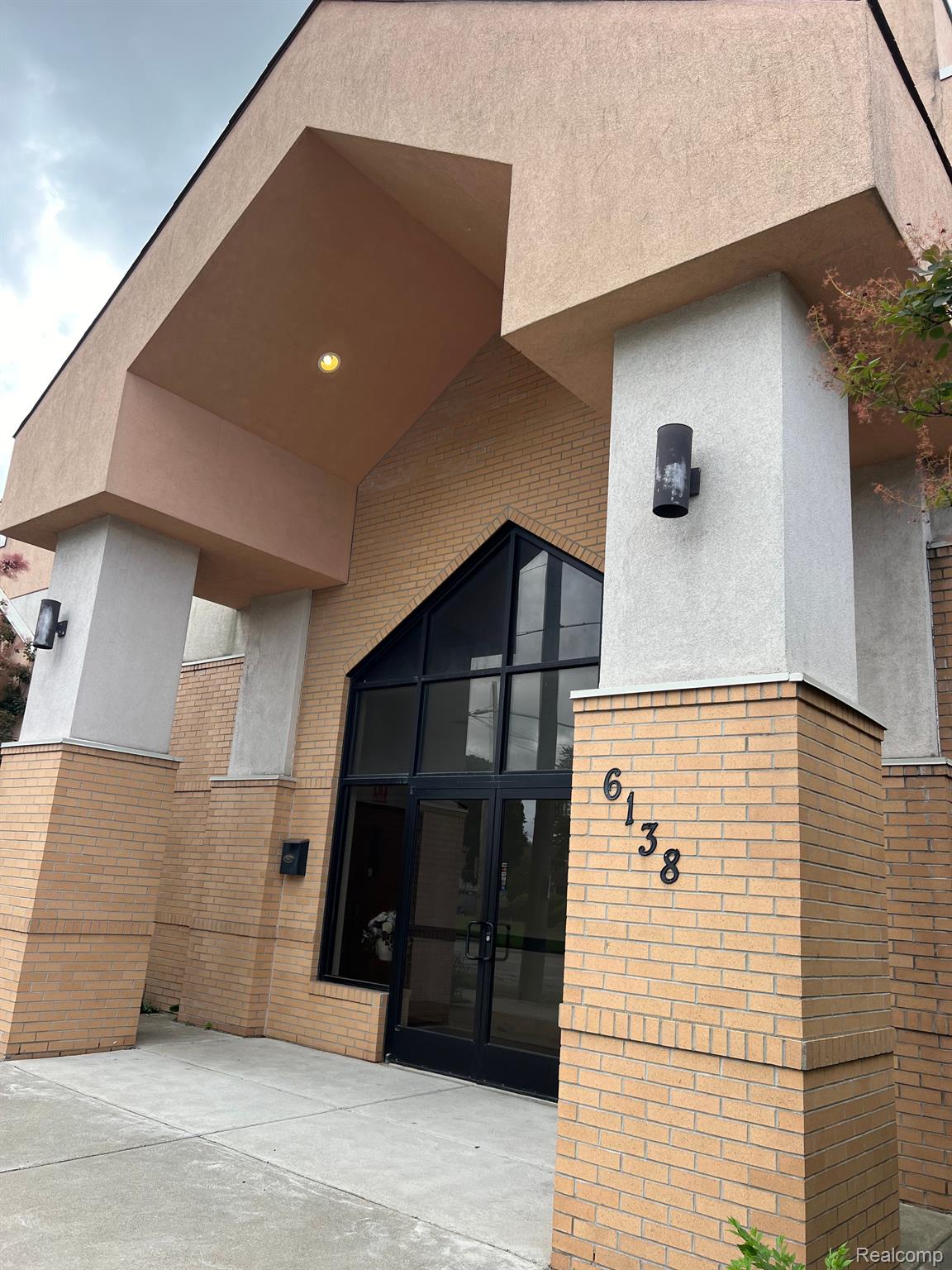 6100 - 6138 E Nevada Street E Detroit City MI 48234