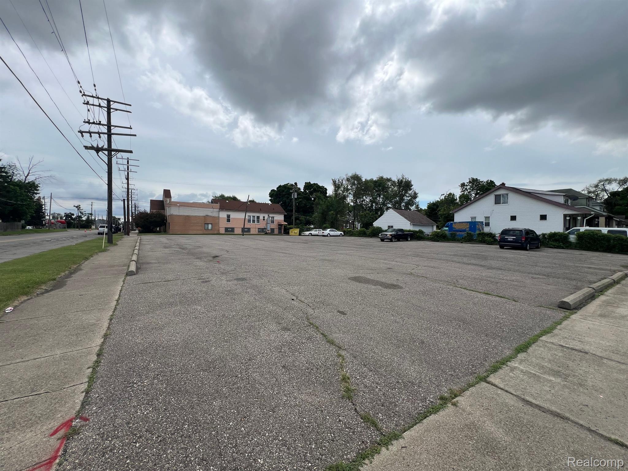 6100 - 6138 E Nevada Street E Detroit City MI 48234