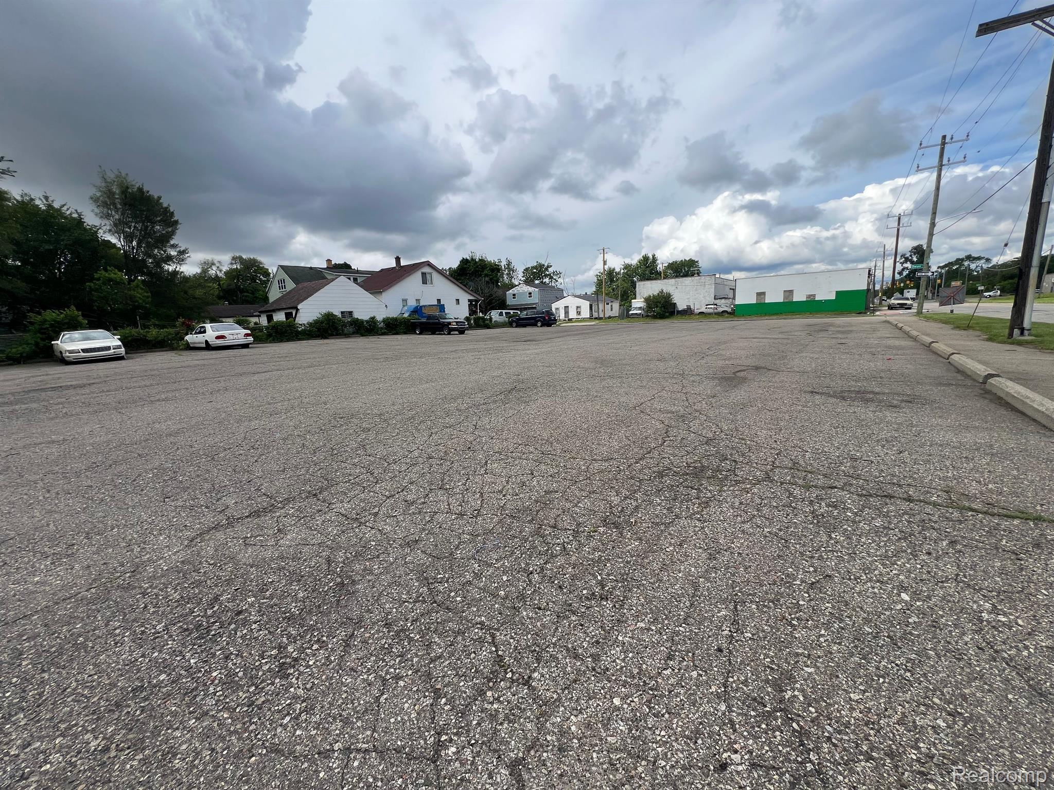 6100 - 6138 E Nevada Street E Detroit City MI 48234