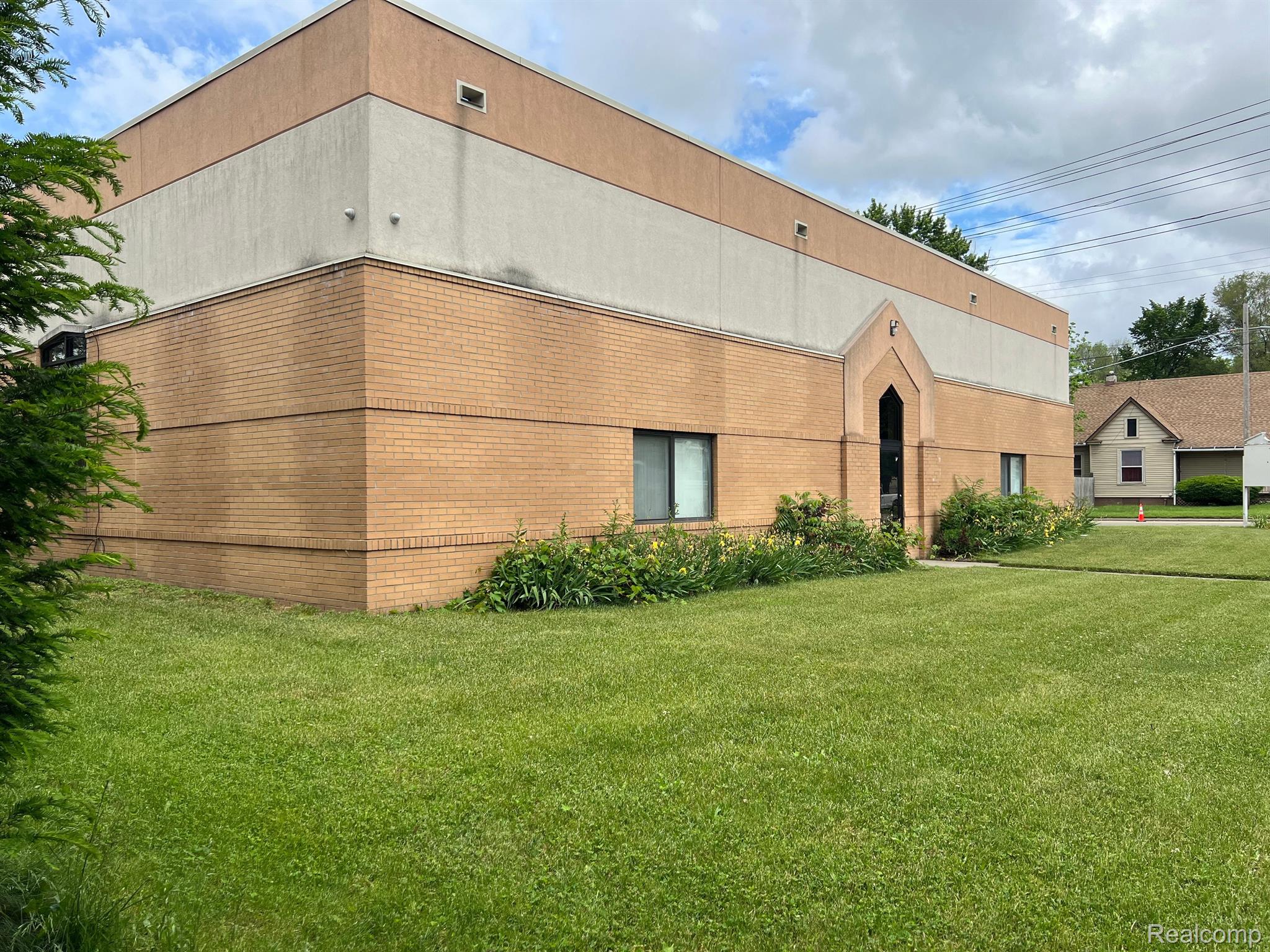 6100 - 6138 E Nevada Street E Detroit City MI 48234