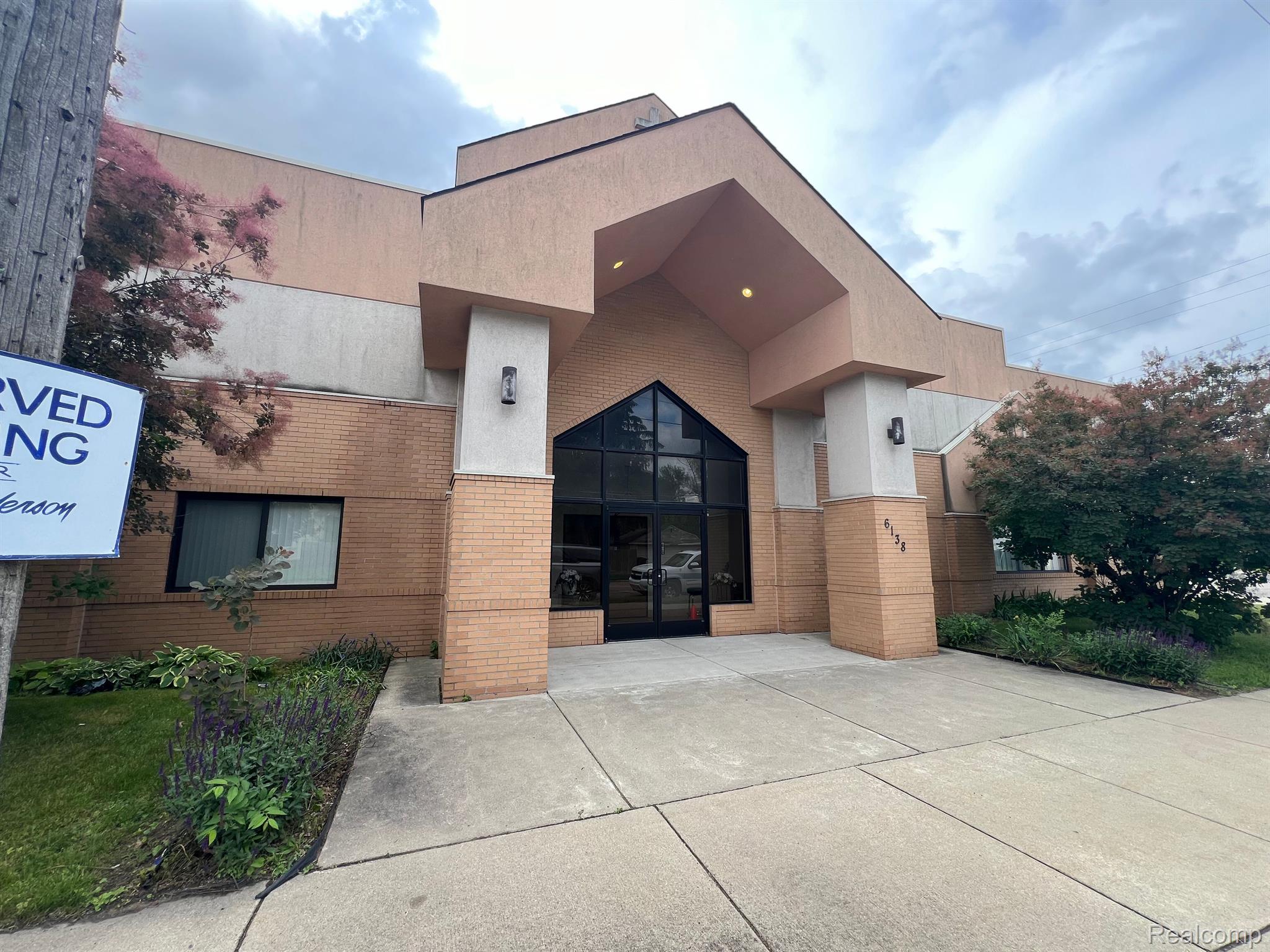 6100 - 6138 E Nevada Street E Detroit City MI 48234