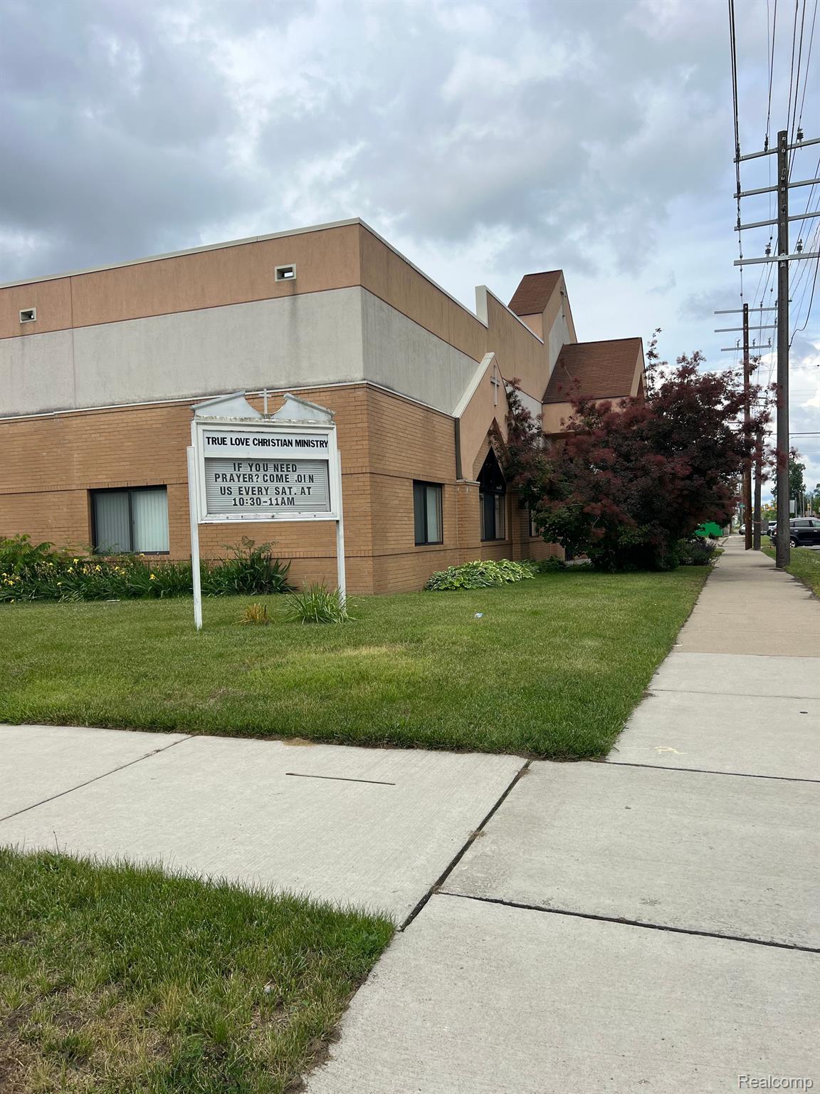 6100 - 6138 E Nevada Street E Detroit City MI 48234