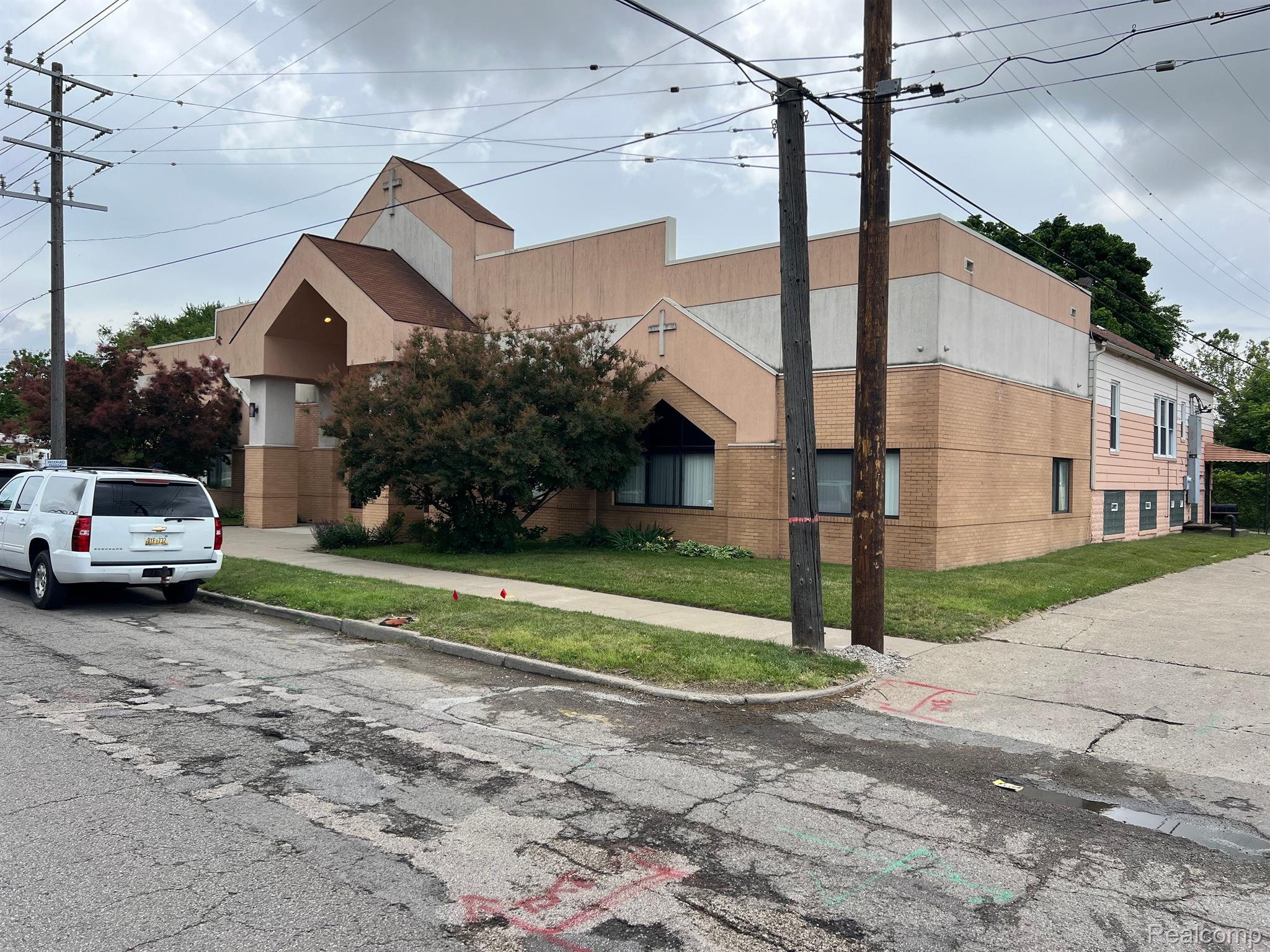 6100 - 6138 E Nevada Street E Detroit City MI 48234