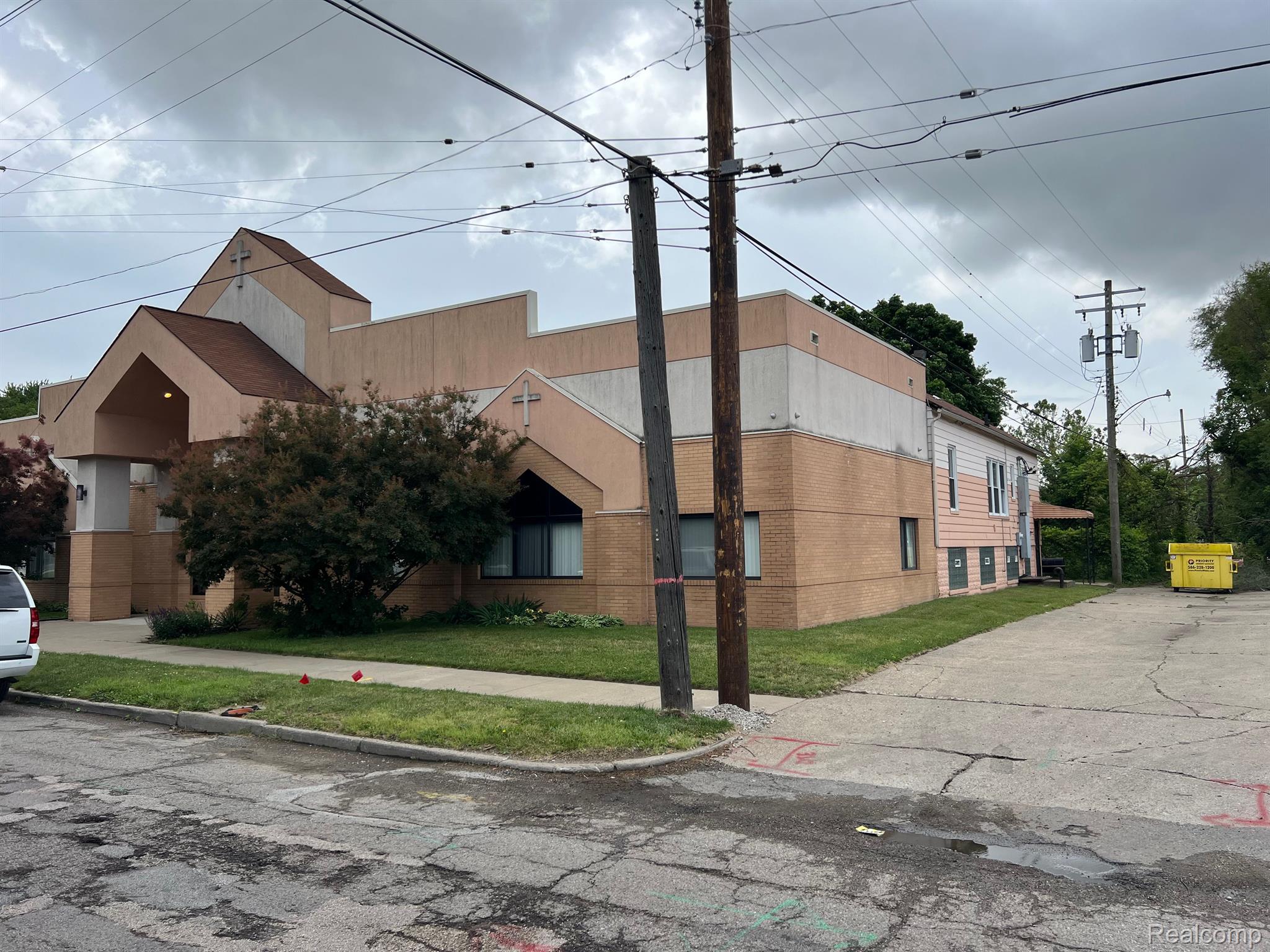 6100 - 6138 E Nevada Street E Detroit City MI 48234
