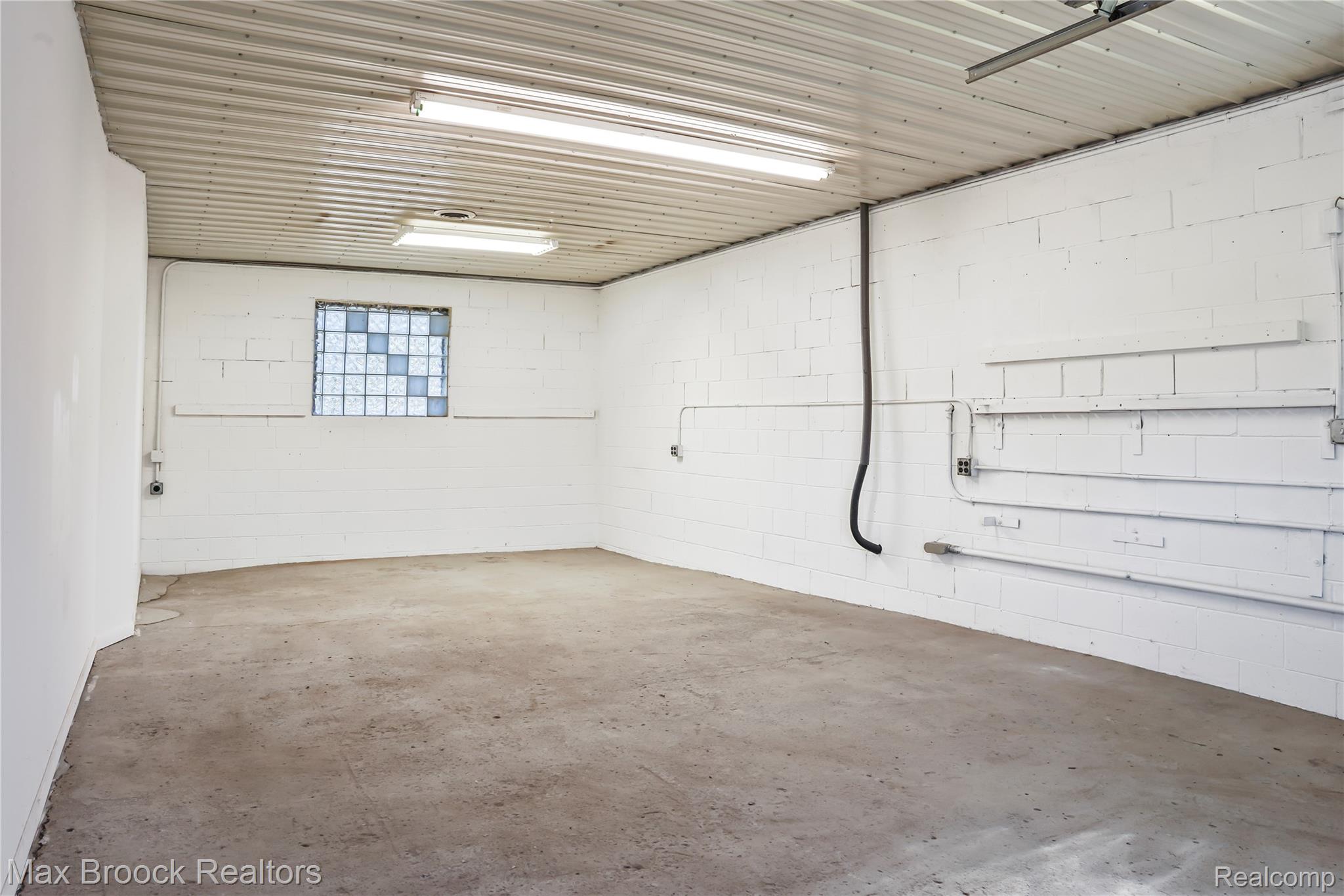 105 S Ortonville Road Ortonville Village MI 48462