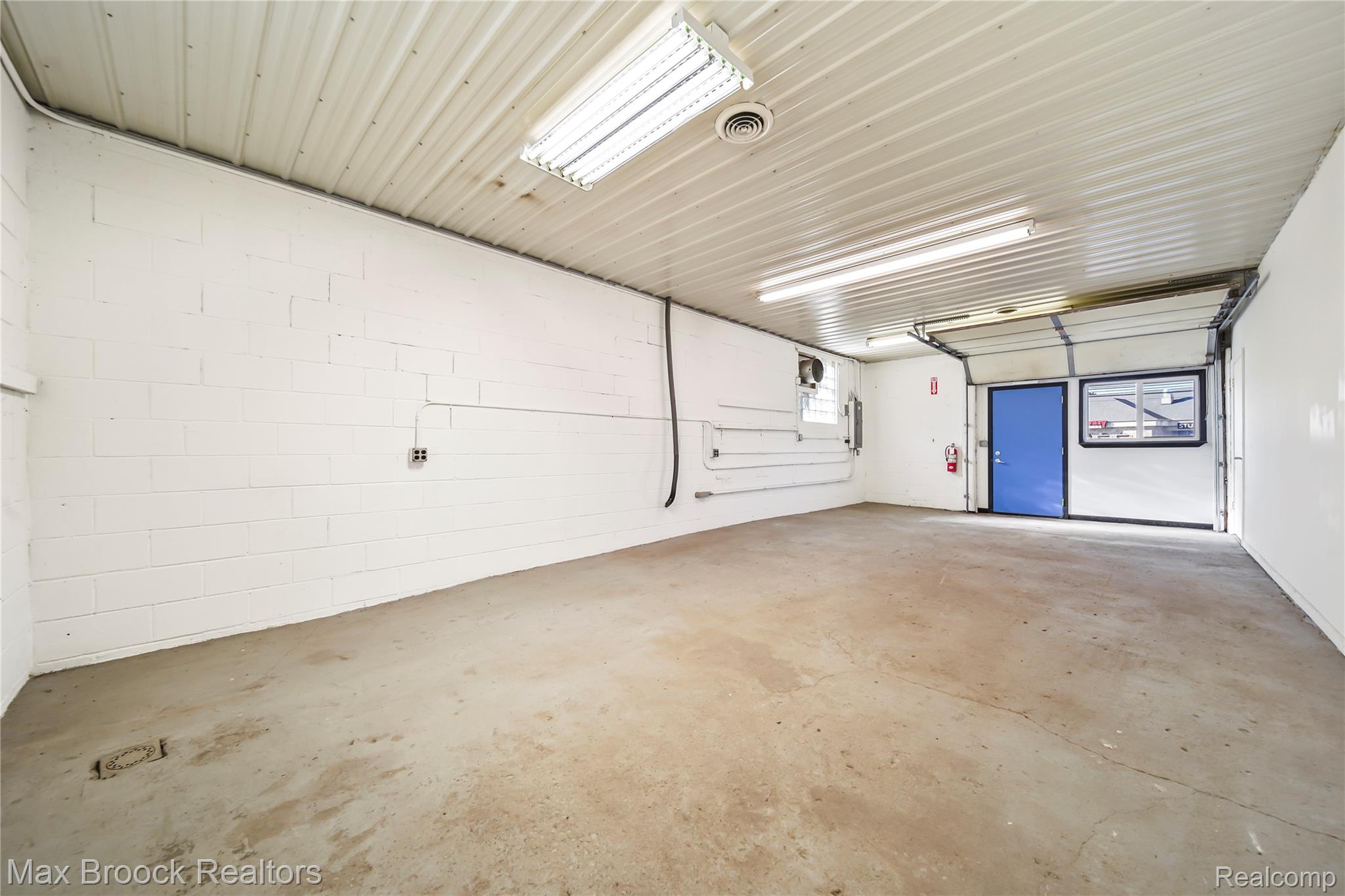 105 S Ortonville Road Ortonville Village MI 48462