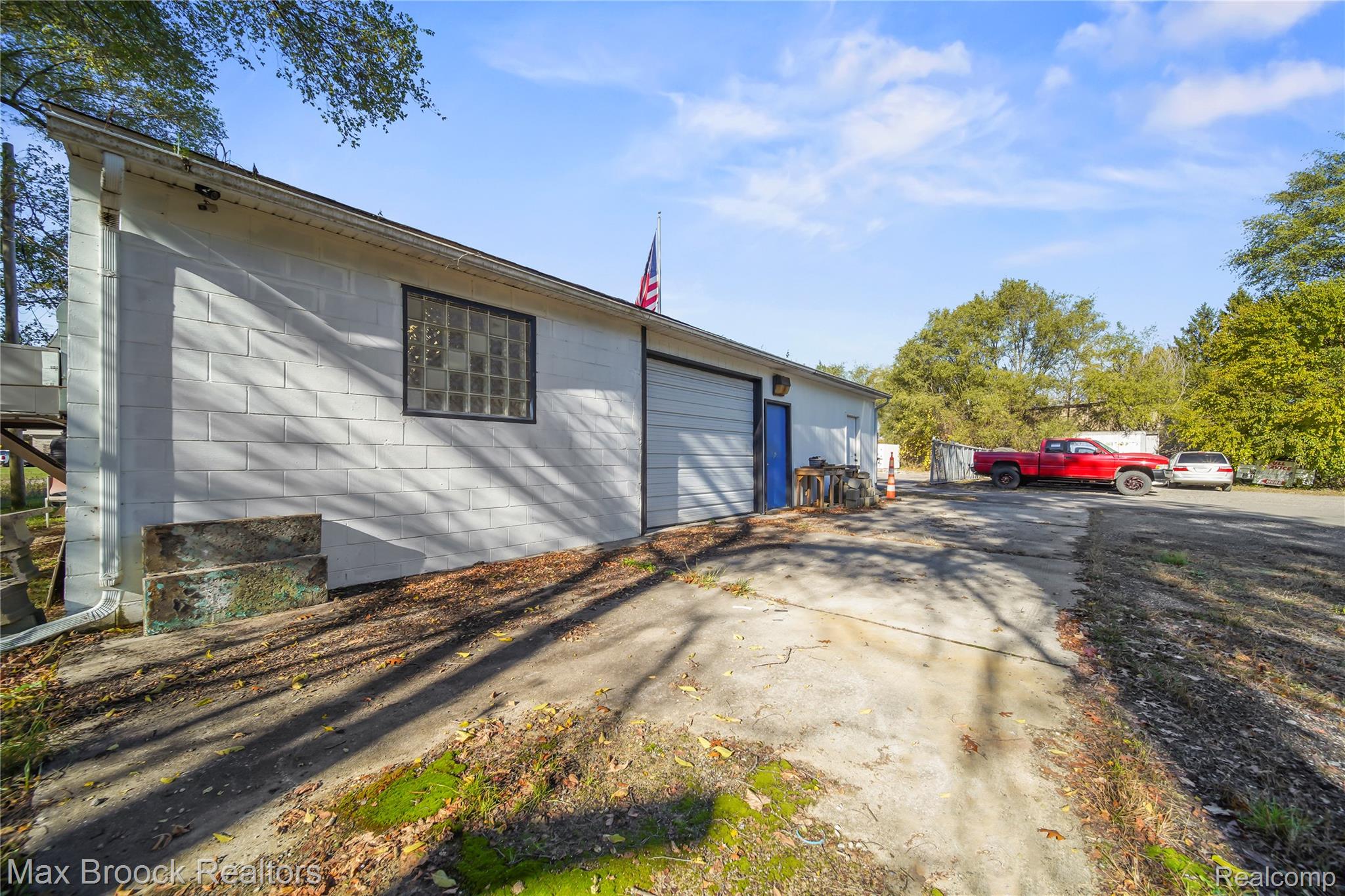 105 S Ortonville Road Ortonville Village MI 48462