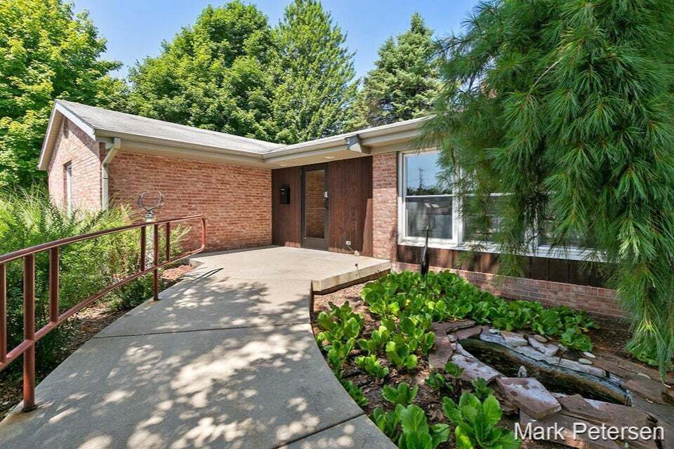 10606 W Carson City Road Eureka Township MI 48838