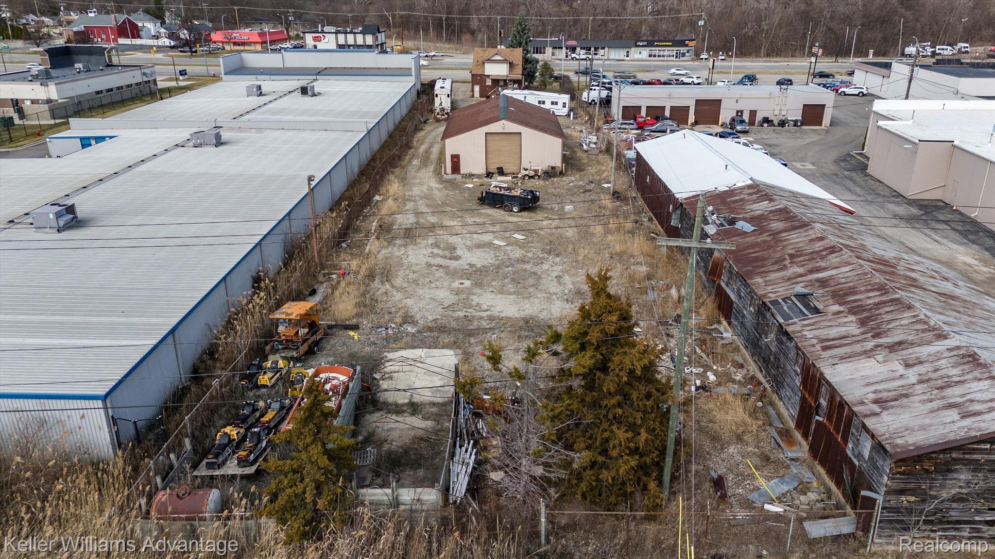 34233 Michigan Avenue Wayne City MI 48184