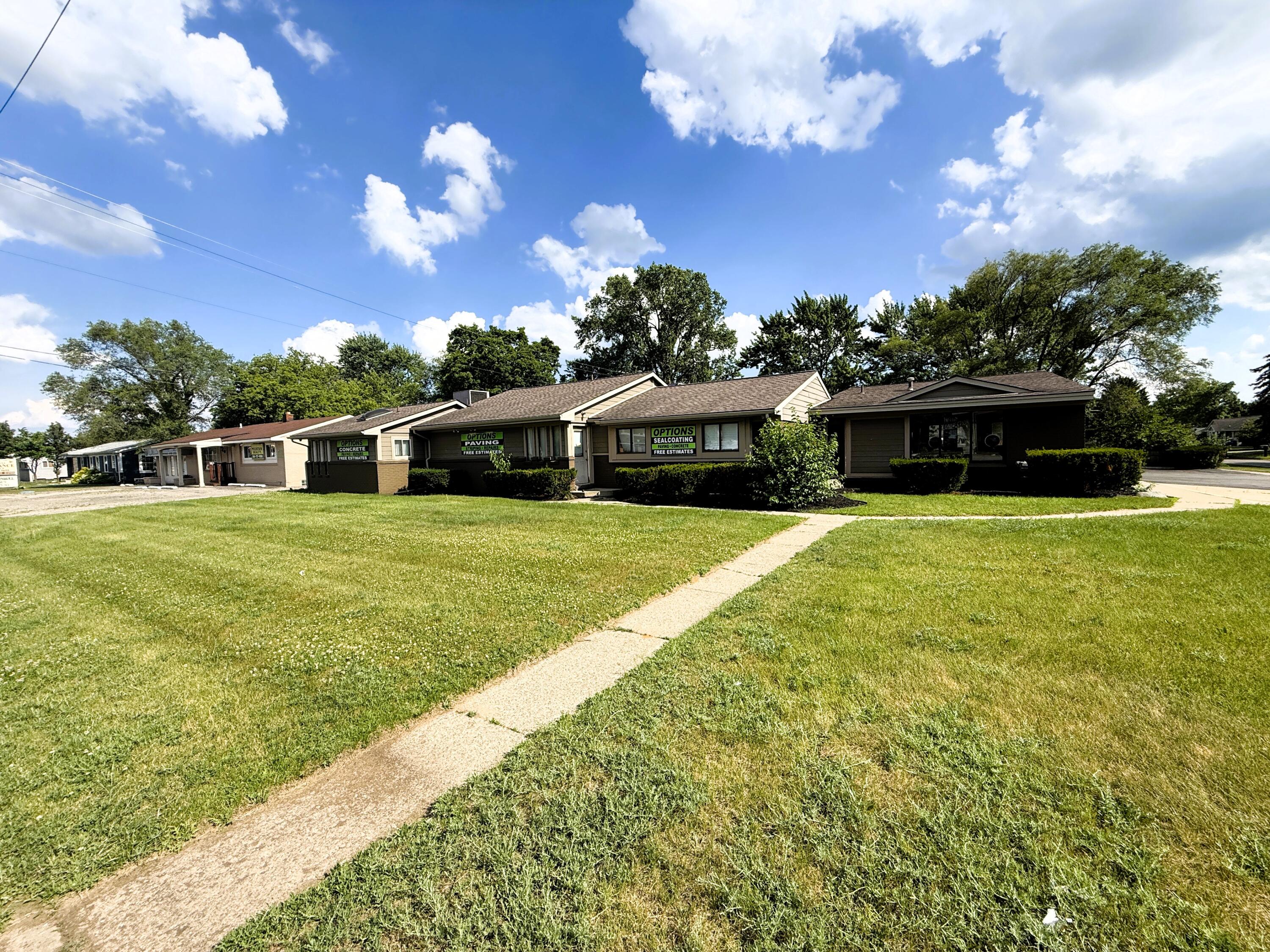 5685 Highland Road Waterford Charter Township MI 48327