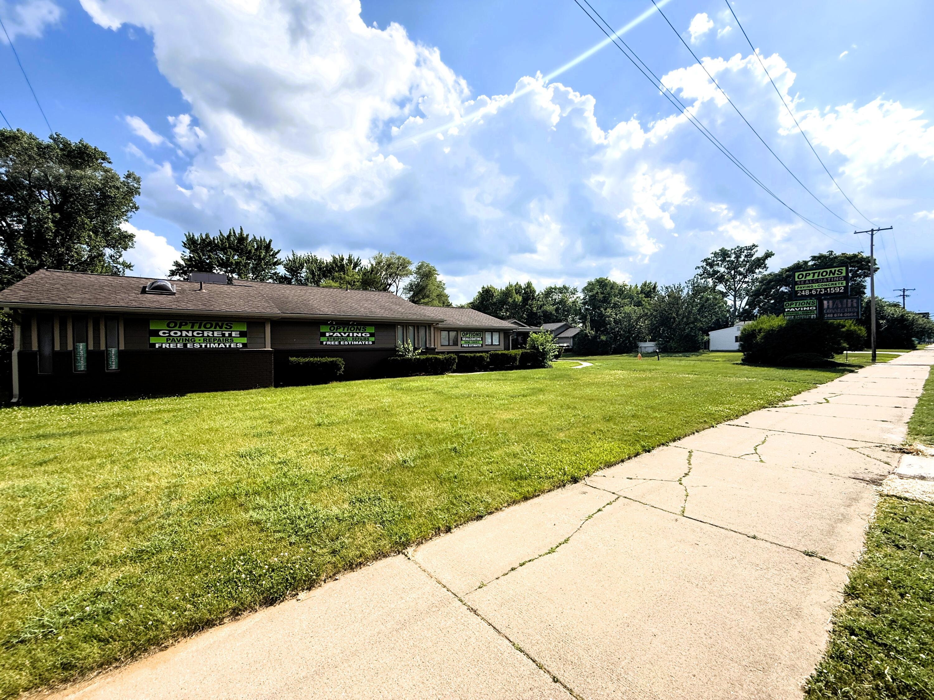 5685 Highland Road Waterford Charter Township MI 48327