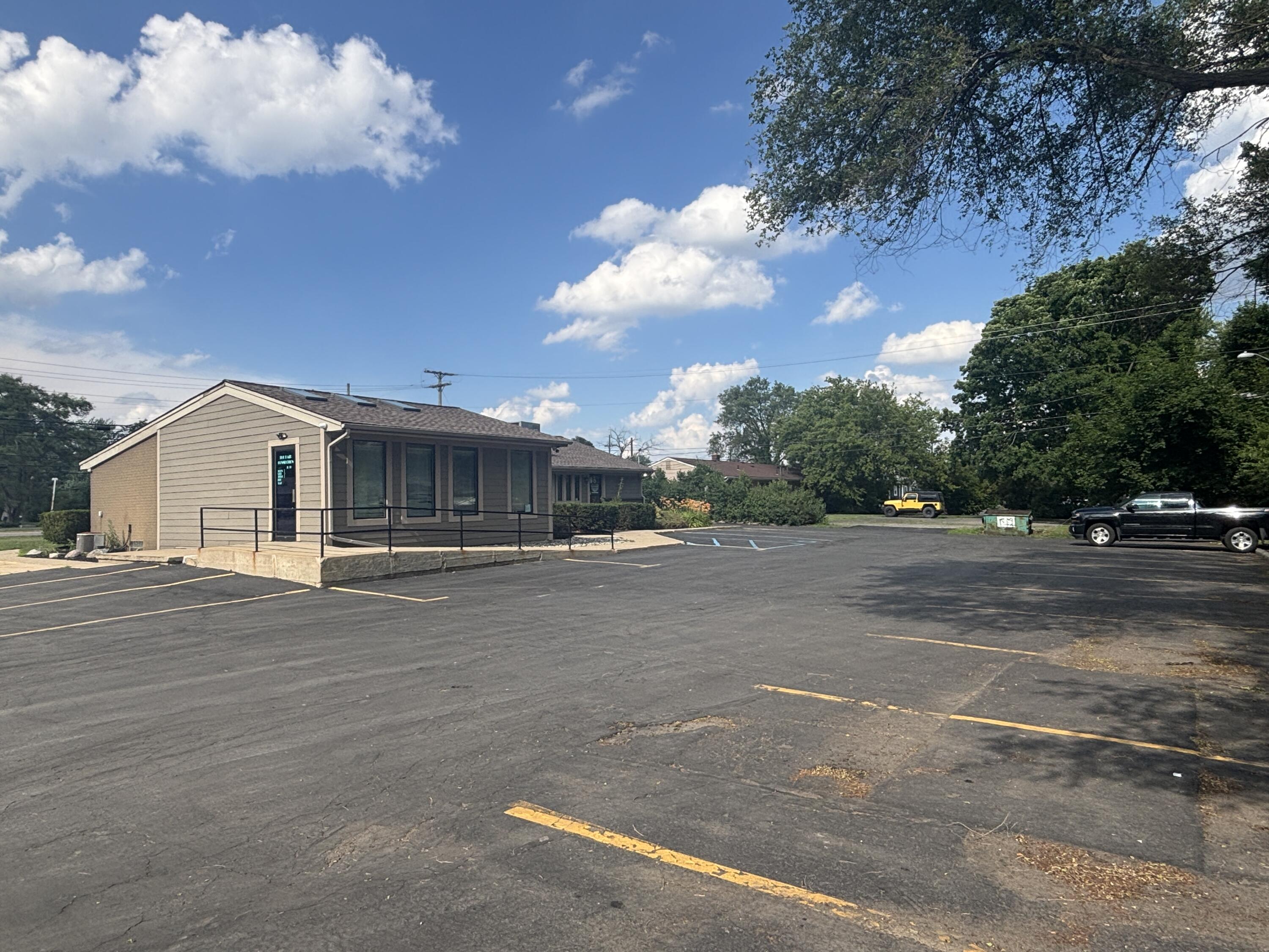 5685 Highland Road Waterford Charter Township MI 48327