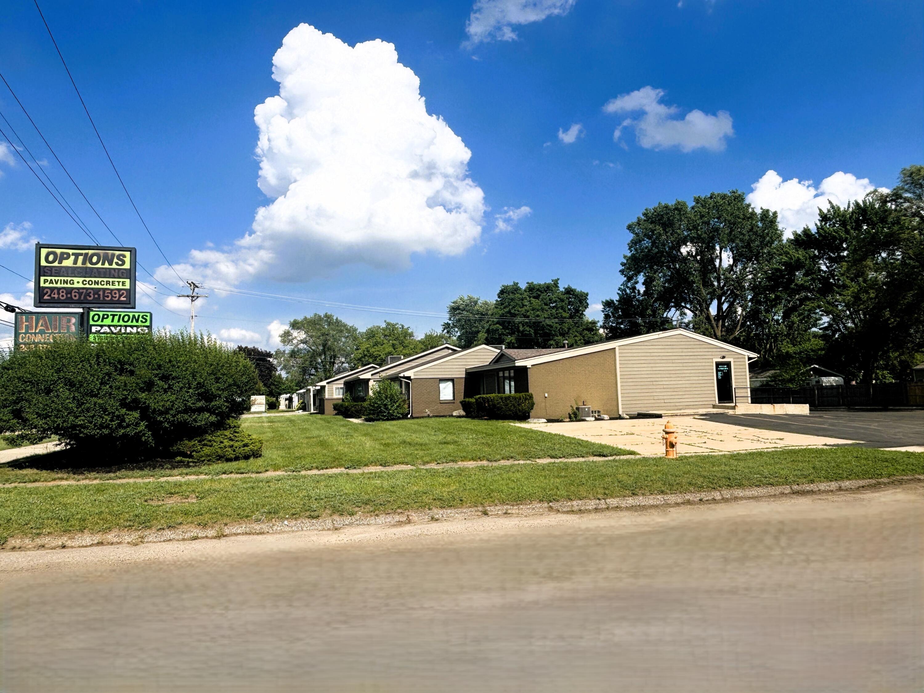 5685 Highland Road Waterford Charter Township MI 48327
