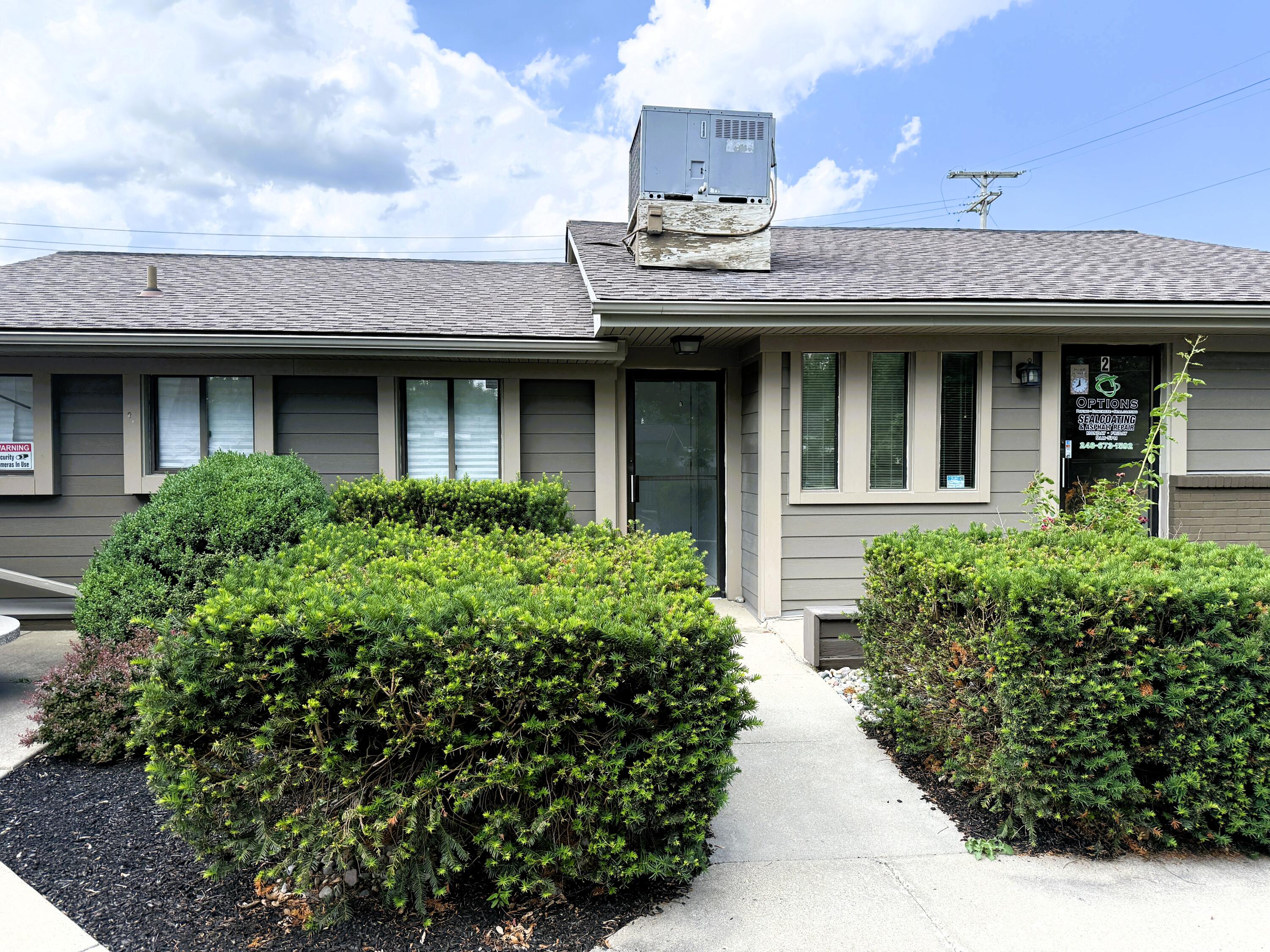 5685 Highland Road Waterford Charter Township MI 48327